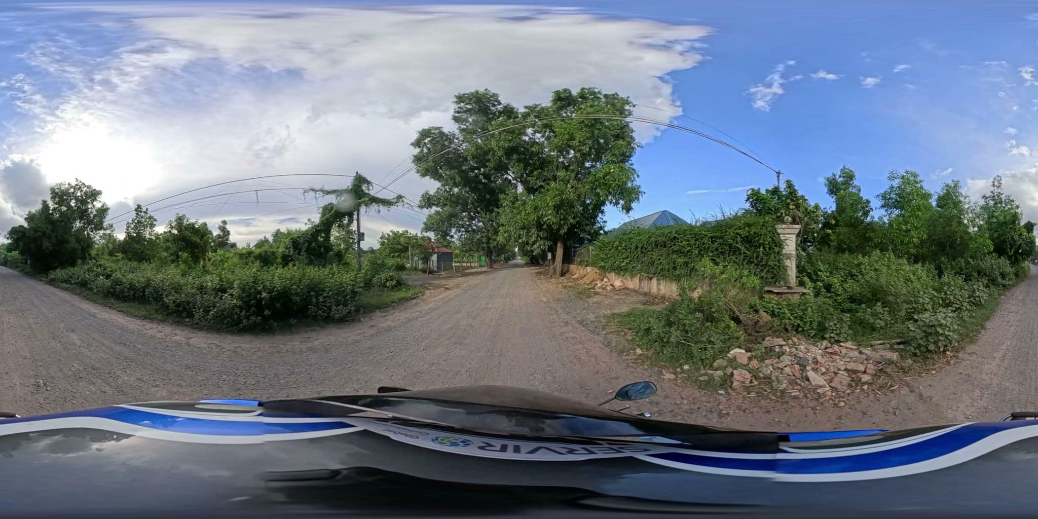 Street view near The Orchid Bokor Family Resort, Andoung Khmaer — © vteck (CC BY-SA · Mapillary)