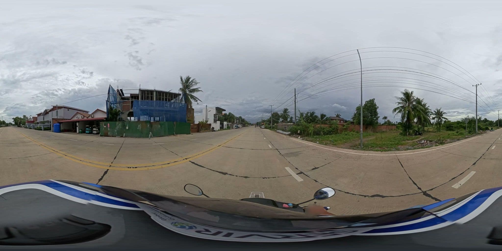 Street view near Mak Khali Homestay, Kampot — © vteck (CC BY-SA · Mapillary)