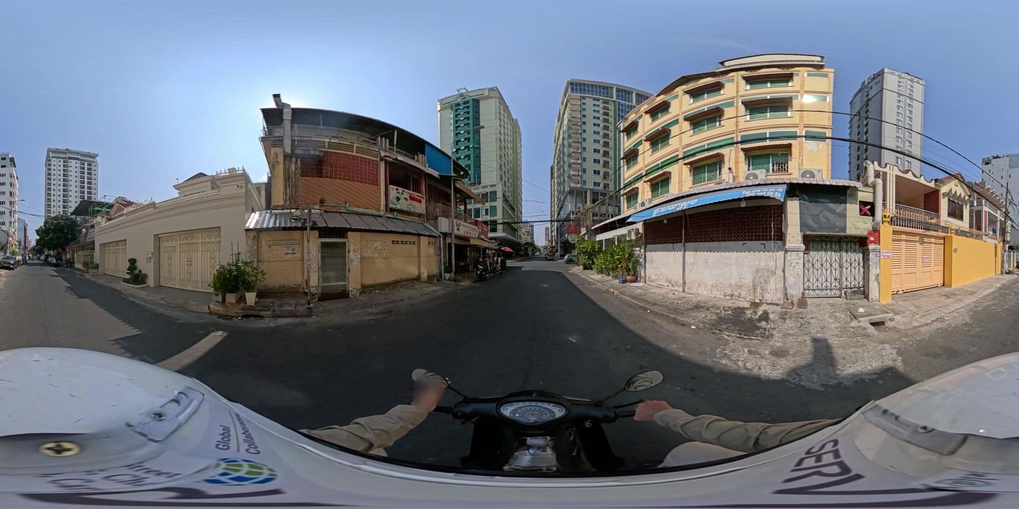 Street view near Capitol 3 guest house, Phnom Penh — © vteck (CC BY-SA · Mapillary)