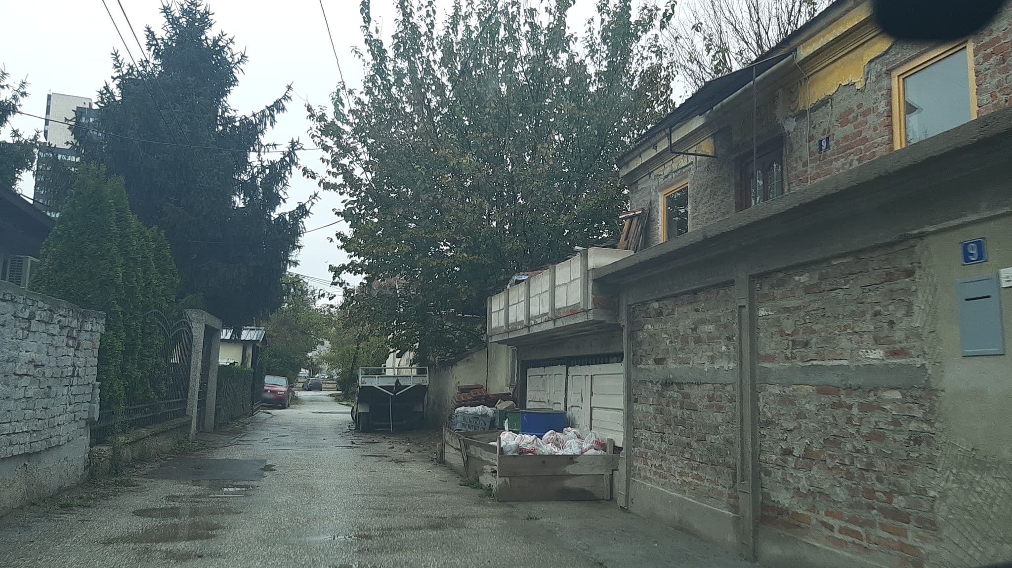 Street view near Alpi Hostel, Skopje — © hristijang (CC BY-SA · Mapillary)