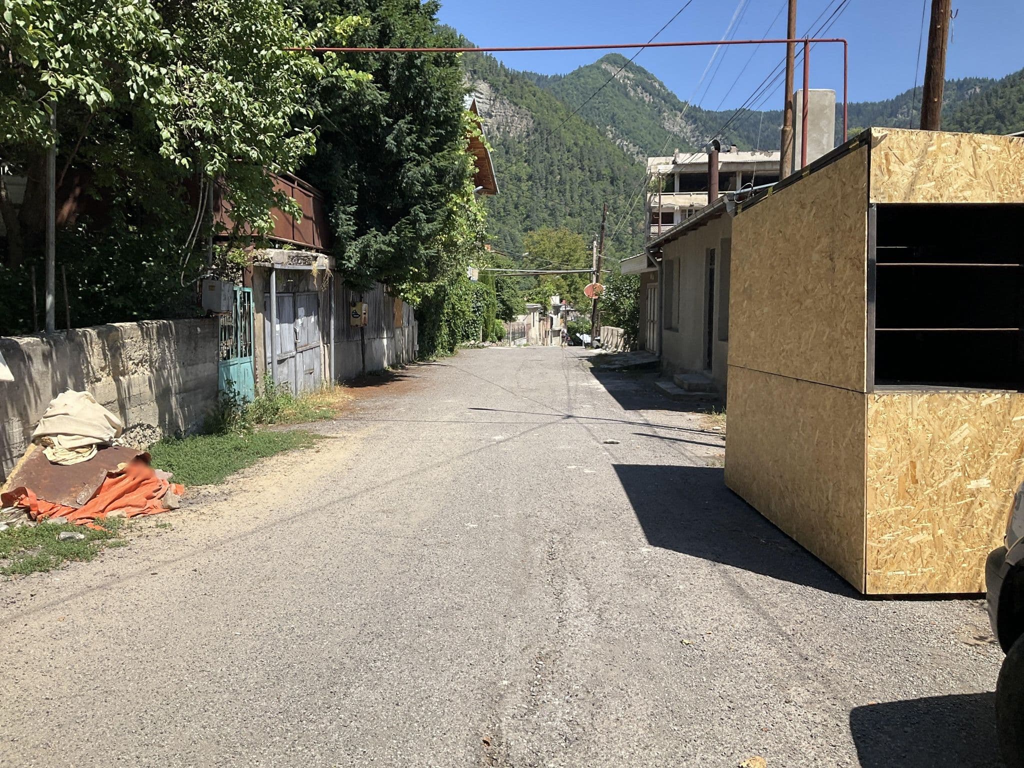 Street view near Guesthouse on Gorgasali Street 11, Borjomi — © thelastofmaddogs (CC BY-SA · Mapillary)