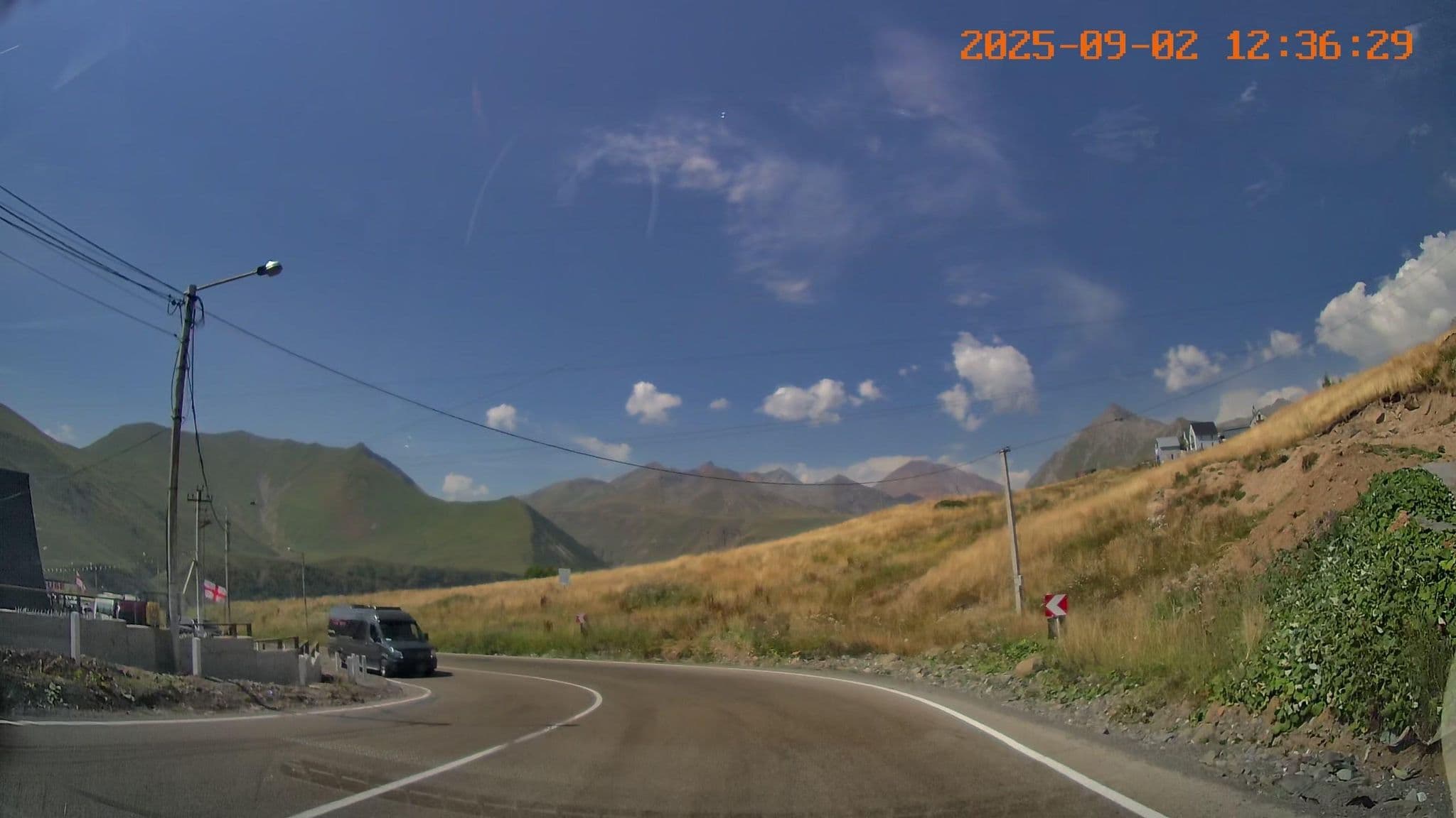 Street view near AURA COTTAGE, Gudauri — © bdgwl (CC BY-SA · Mapillary)