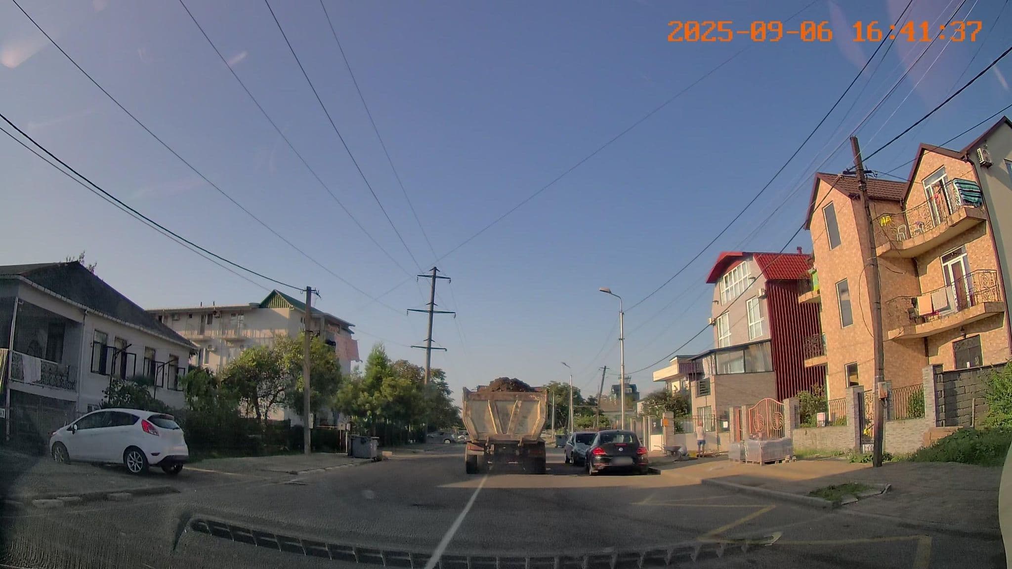 Street view near Guest House Luka, Kobuleti — © bdgwl (CC BY-SA · Mapillary)