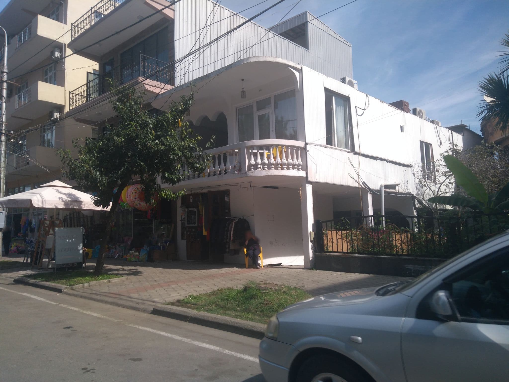 Street view near HOTEL THEODORE, Kobuleti, Kobuleti — © vovenarg (CC BY-SA · Mapillary)