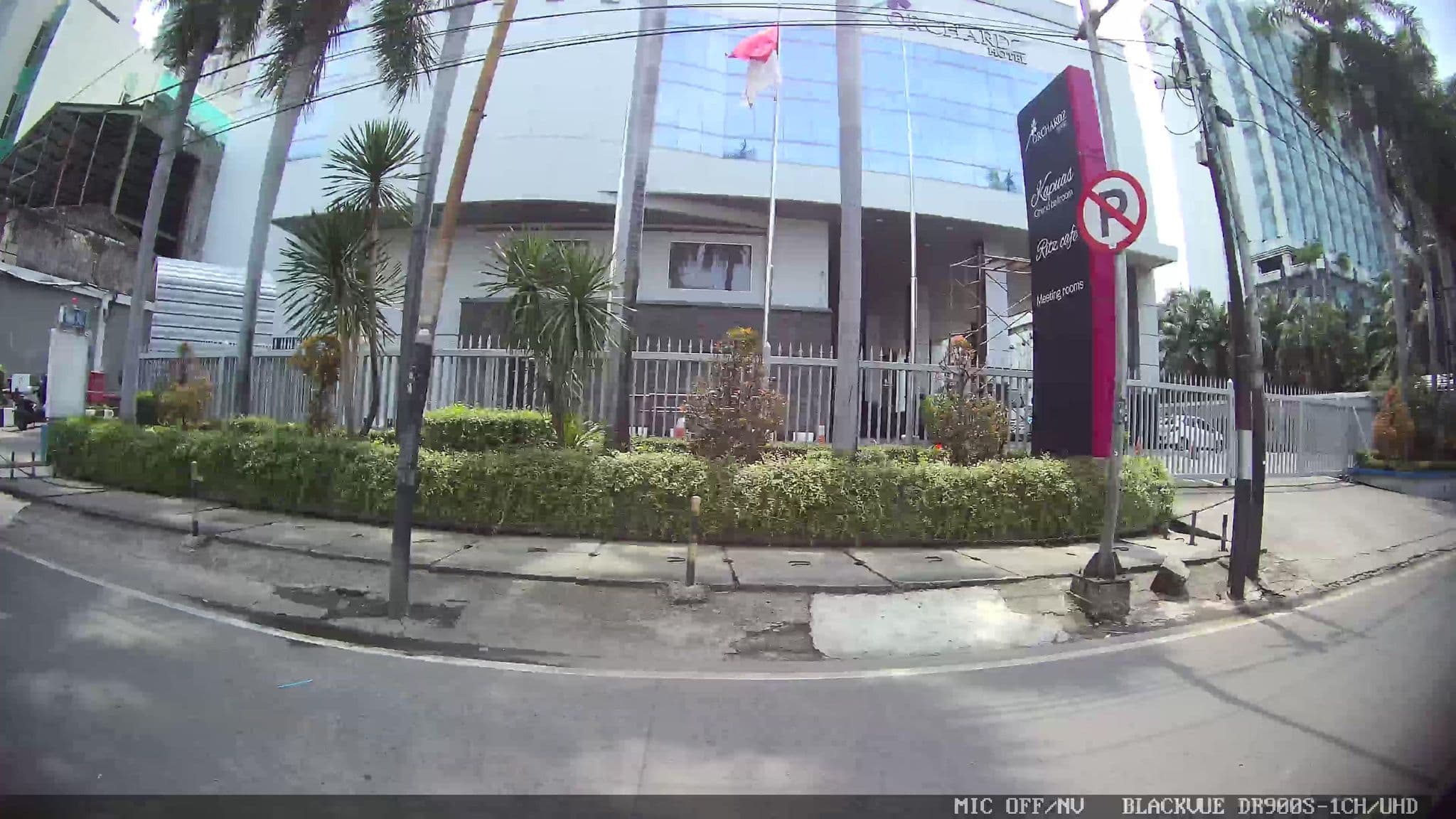 Street view near Orchardz Hotel, Jakarta