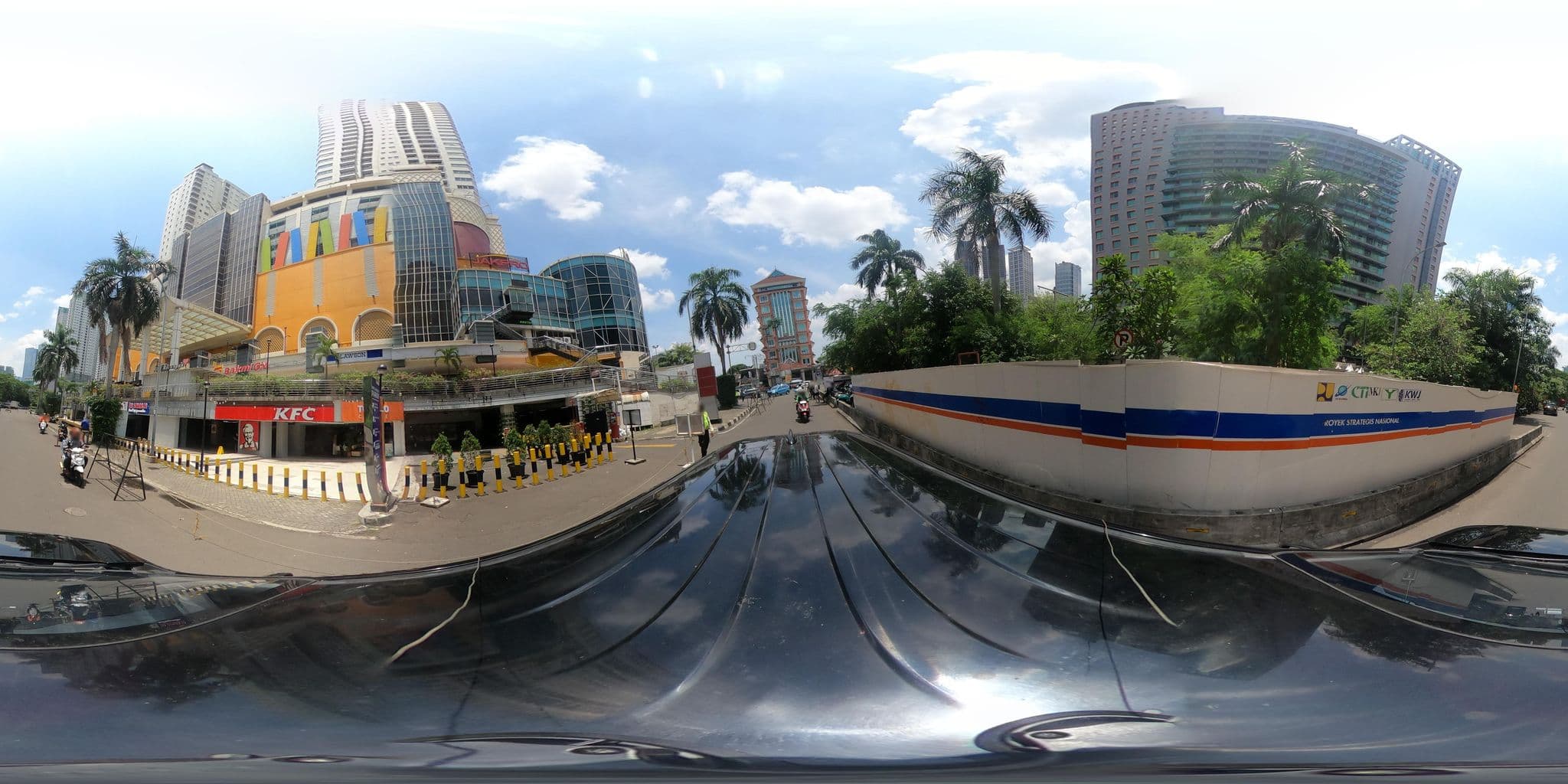 Street view near Amaris Hotel Thamrin City, Jakarta — © Kaart---360 (CC BY-SA · Mapillary)