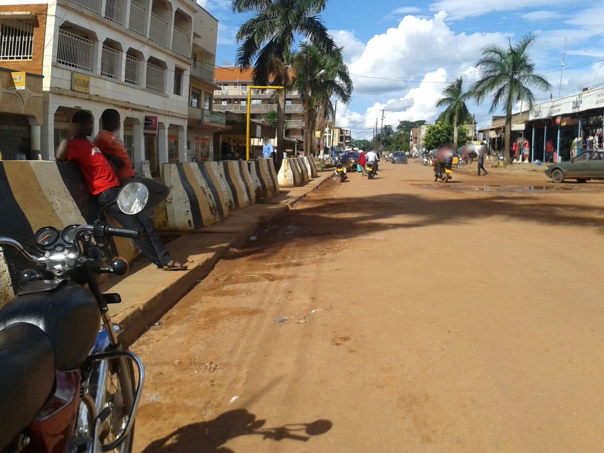Street view near Kakanyero Hotel - Deluxe, Gulu — © juweni (CC BY-SA · Mapillary)