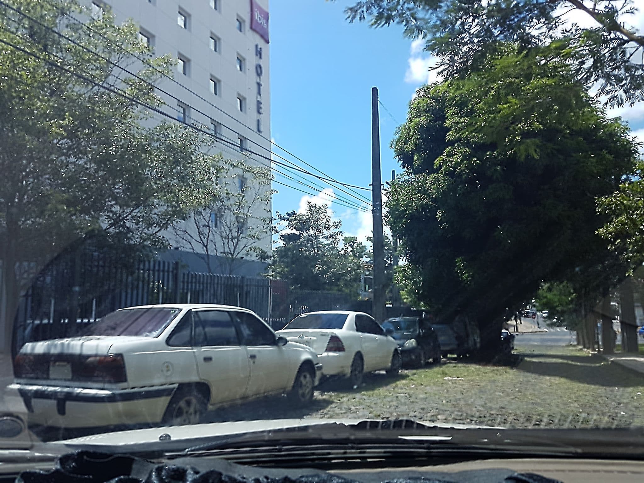Street view near ibis Asuncion, Fernando de la Mora — © ancho85 (CC BY-SA · Mapillary)
