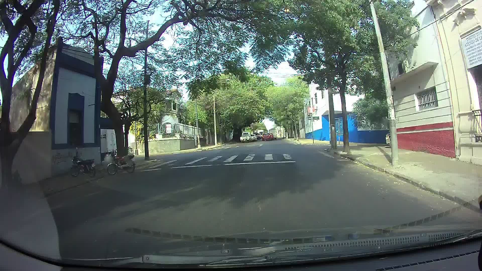 Street view near Mandioca Hostel, Asunción — © ancho85 (CC BY-SA · Mapillary)