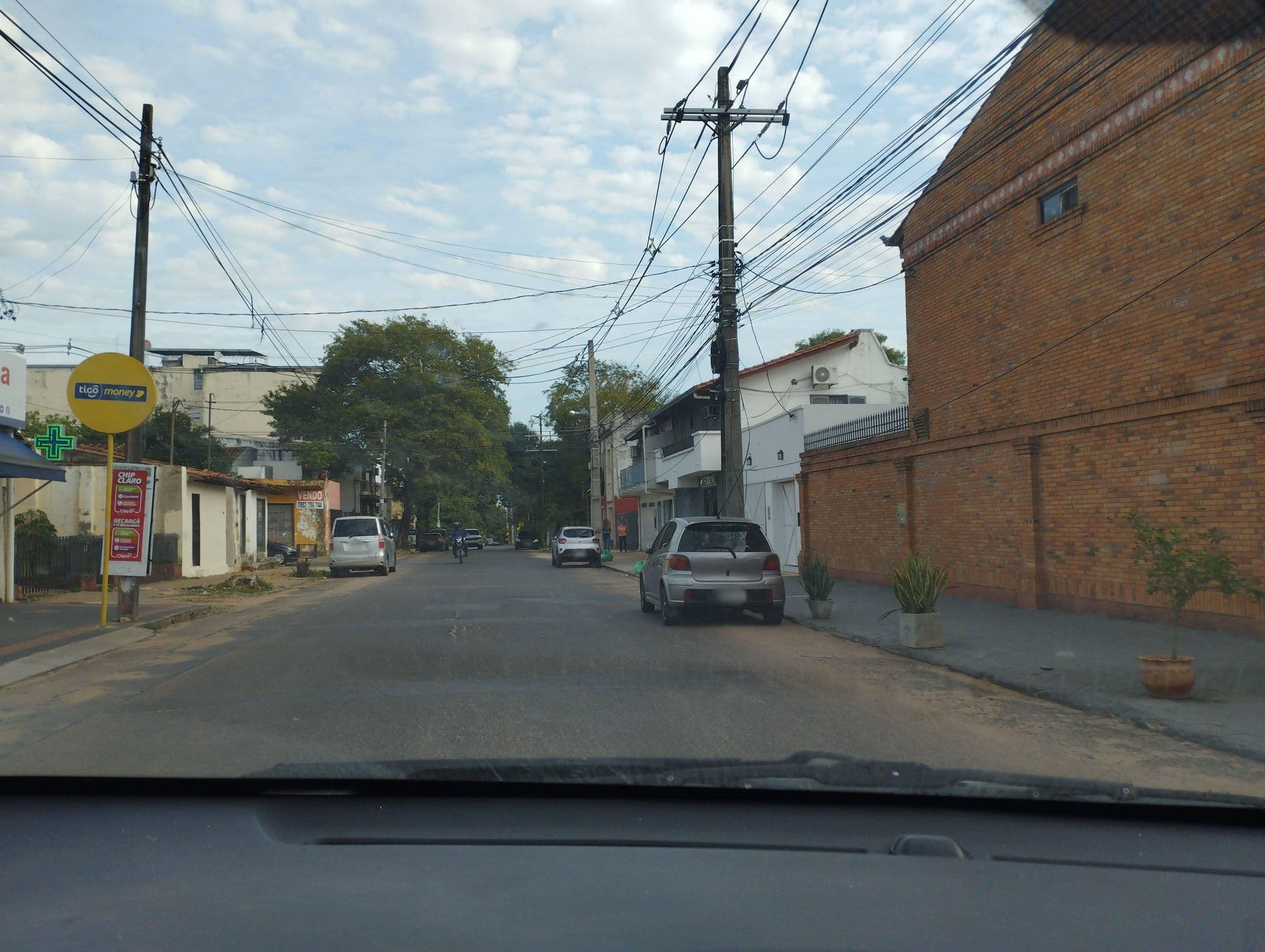 Street view near Hospedaje Alexa, Asunción — © Alvaroc (CC BY-SA · Mapillary)