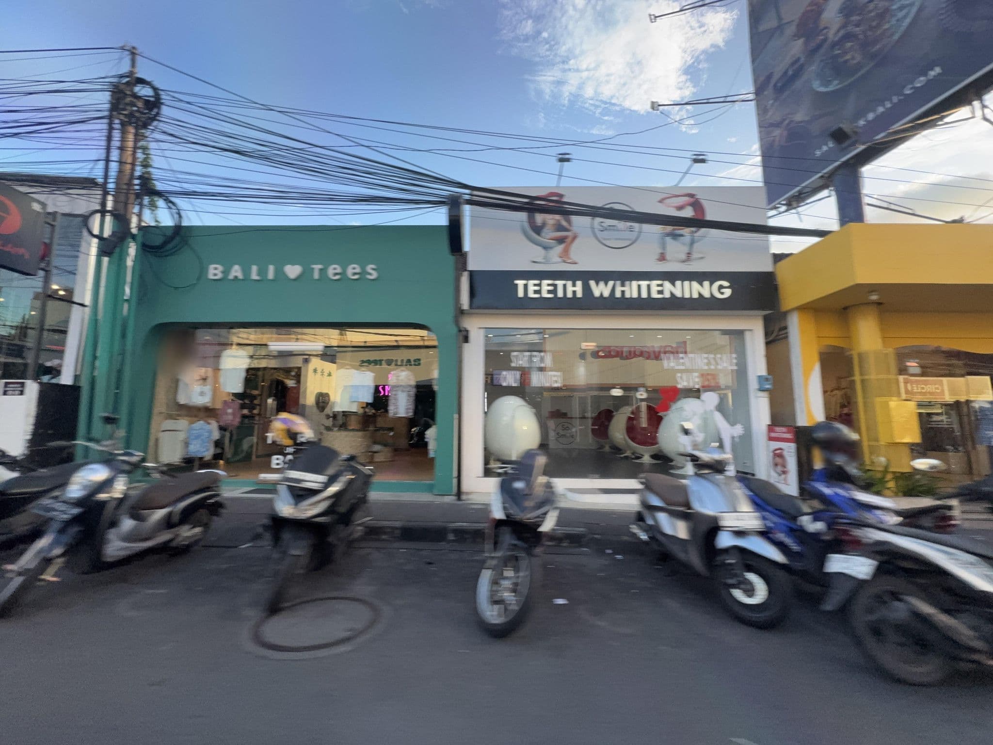 Street view near Ize Seminyak, Legian — © filipb (CC BY-SA · Mapillary)