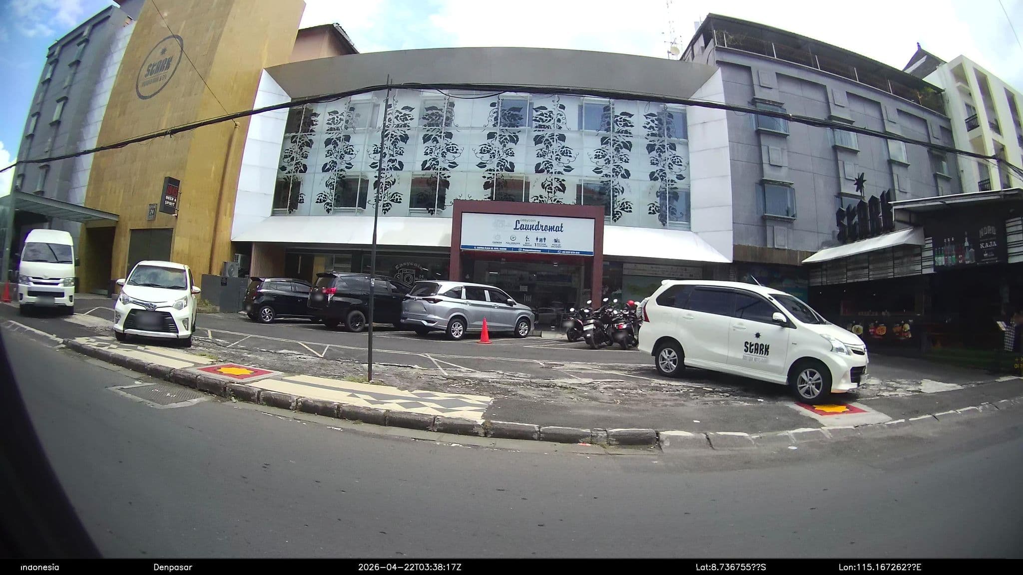 Street view near J Boutique Hotel, Kuta — © Kaart---RIGHT (CC BY-SA · Mapillary)