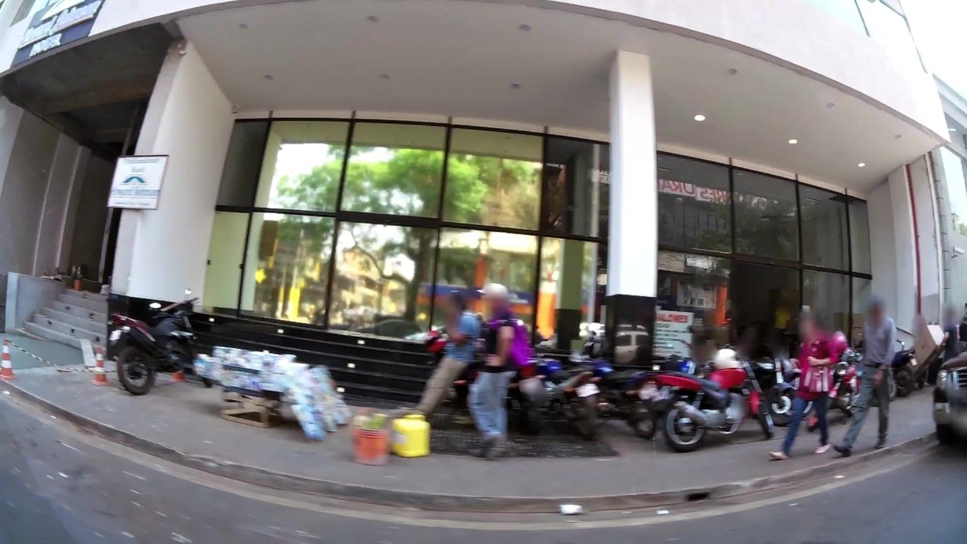 Street view near Howard Johnson by Wyndham Ciudad del Este, Ciudad del Este — © kaartcam (CC BY-SA · Mapillary)