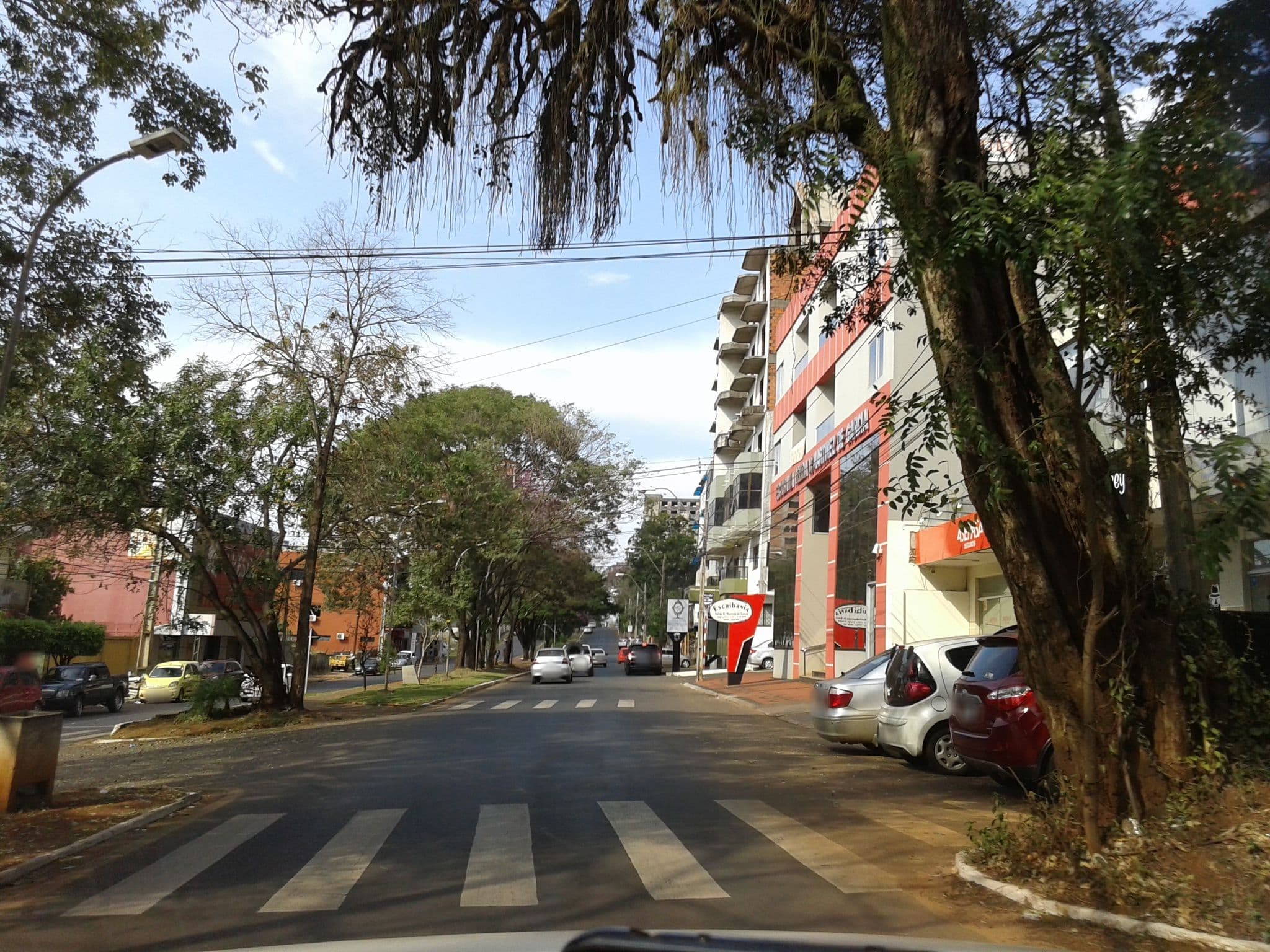 Street view near Hotel Tresde, Ciudad del Este — © carlosbrys (CC BY-SA · Mapillary)