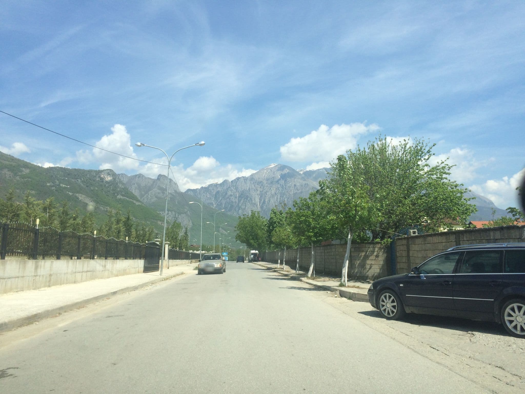 Street view near Hotel Halili 1, Bajram Curri — © ardob11 (CC BY-SA · Mapillary)