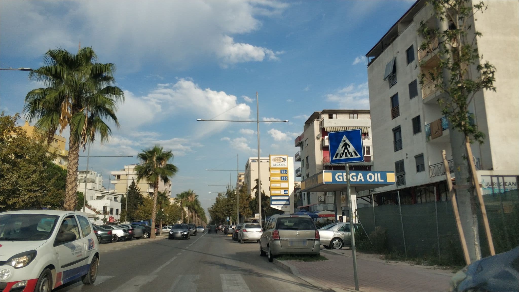 Street view near Villa ReyAn, Durres, Rrashbull — © freddouhelk (CC BY-SA · Mapillary)