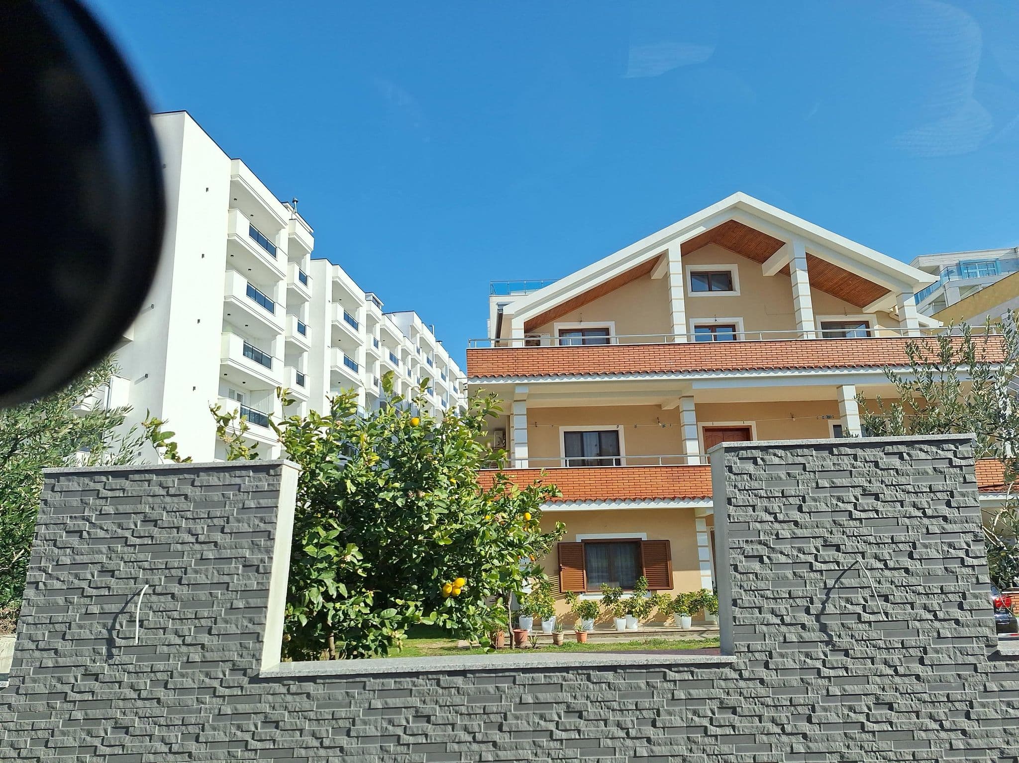 Street view near Riviera Palace, Shëngjin — © denisju_osm (CC BY-SA · Mapillary)