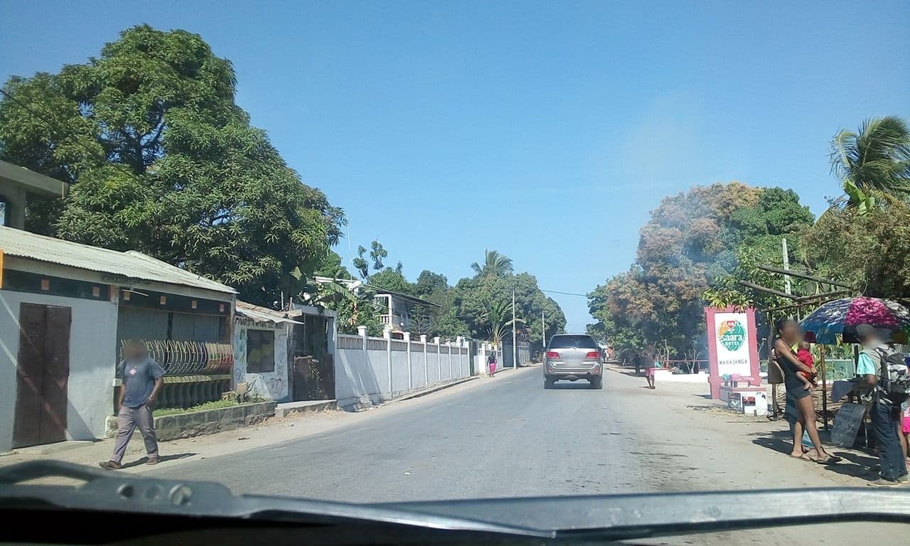 Street view near Saara Hotel, Mahajanga — © eric_s (CC BY-SA · Mapillary)