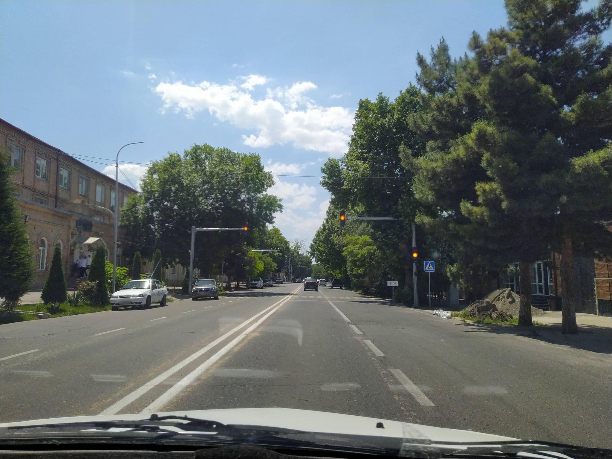Street view near World Family Guest House, Samarkand — © ZafarDusanov (CC BY-SA · Mapillary)