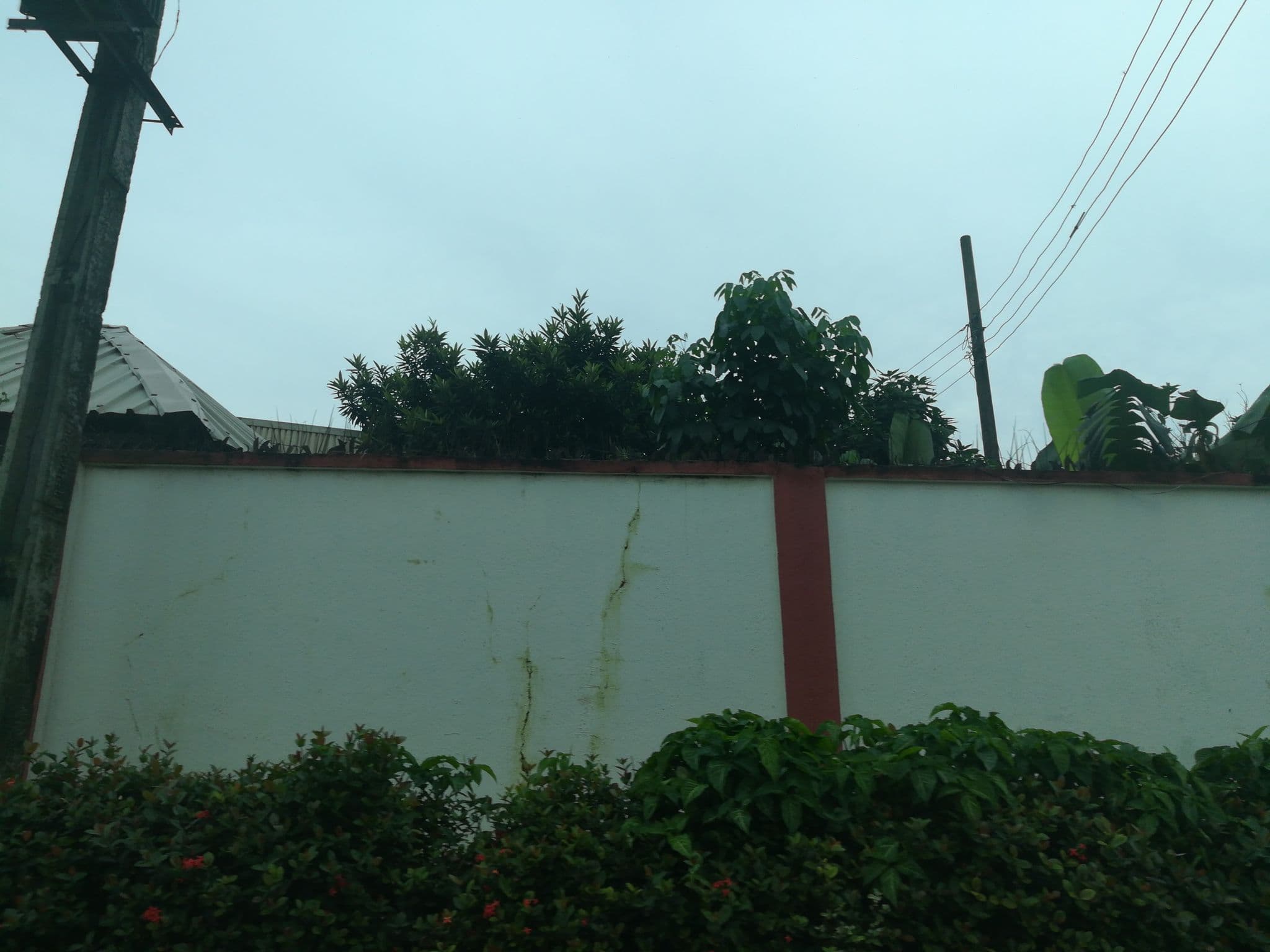 Street view near Dee Os' Hotel, Port Harcourt — © ralebipim (CC BY-SA · Mapillary)