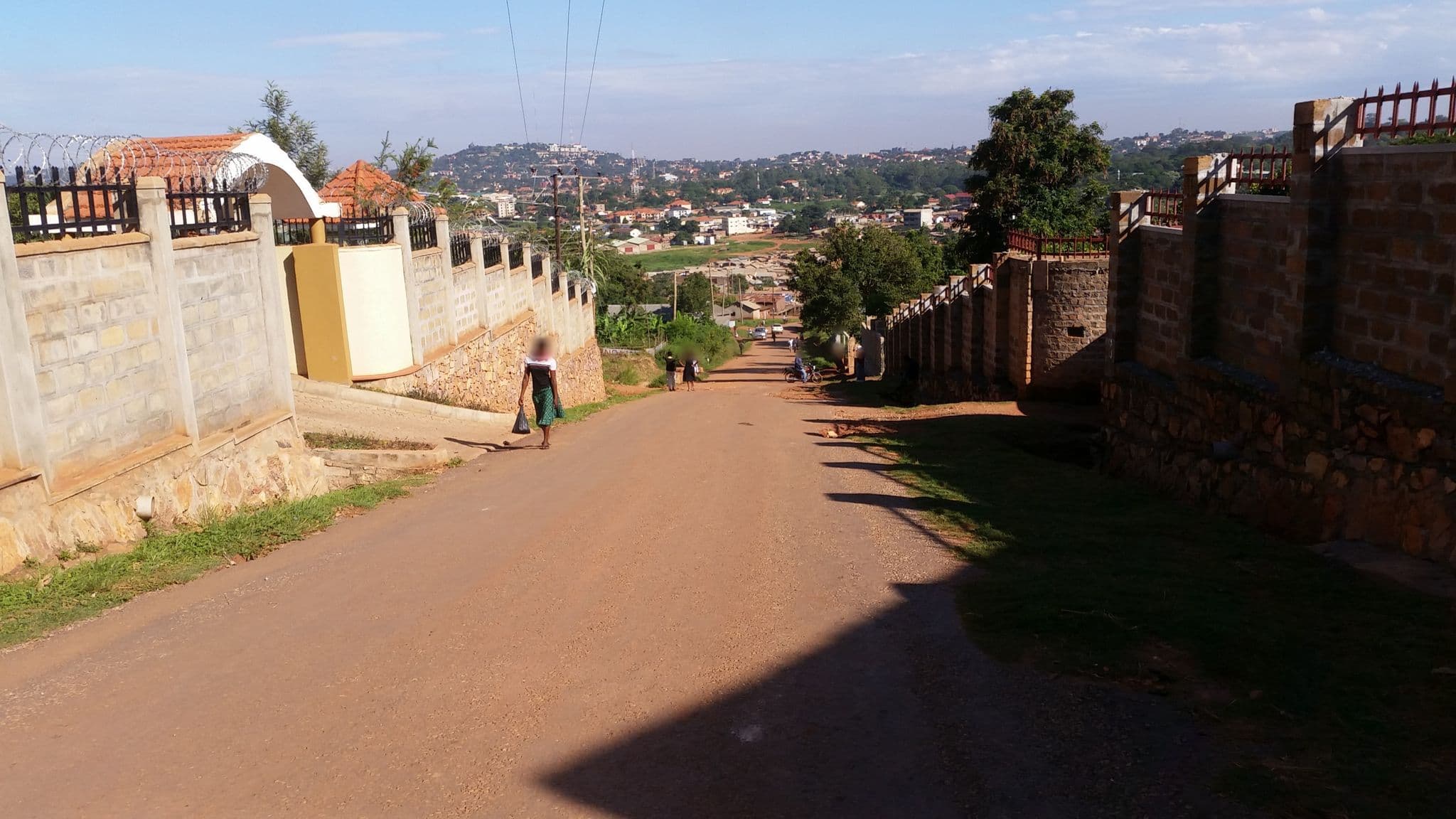 Street view near Ishuro villas, Kireka — © nyagoalex (CC BY-SA · Mapillary)