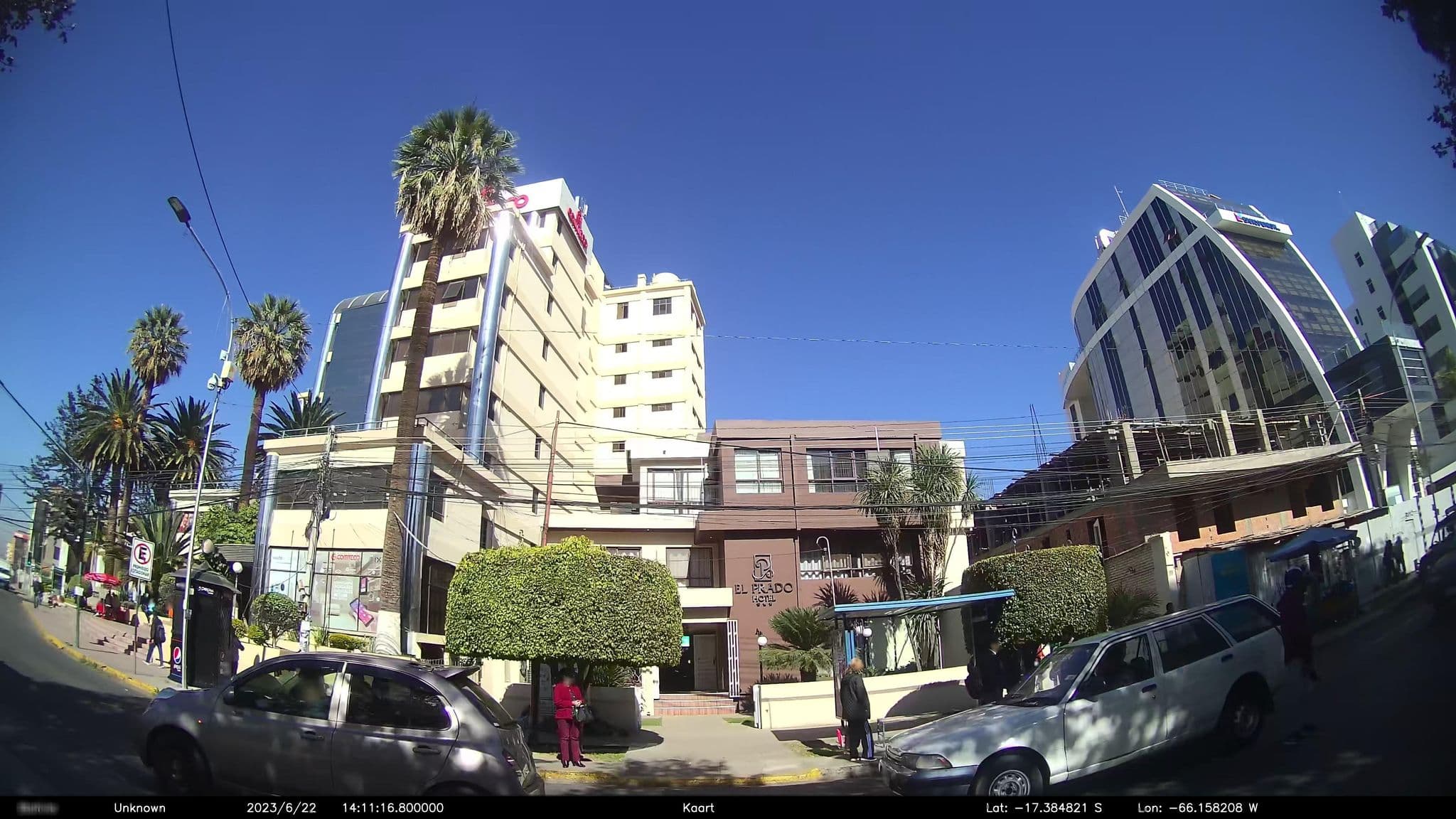 Street view near Vía Alameda Suites, By Amaca., Cochabamba — © kaart_2 (CC BY-SA · Mapillary)