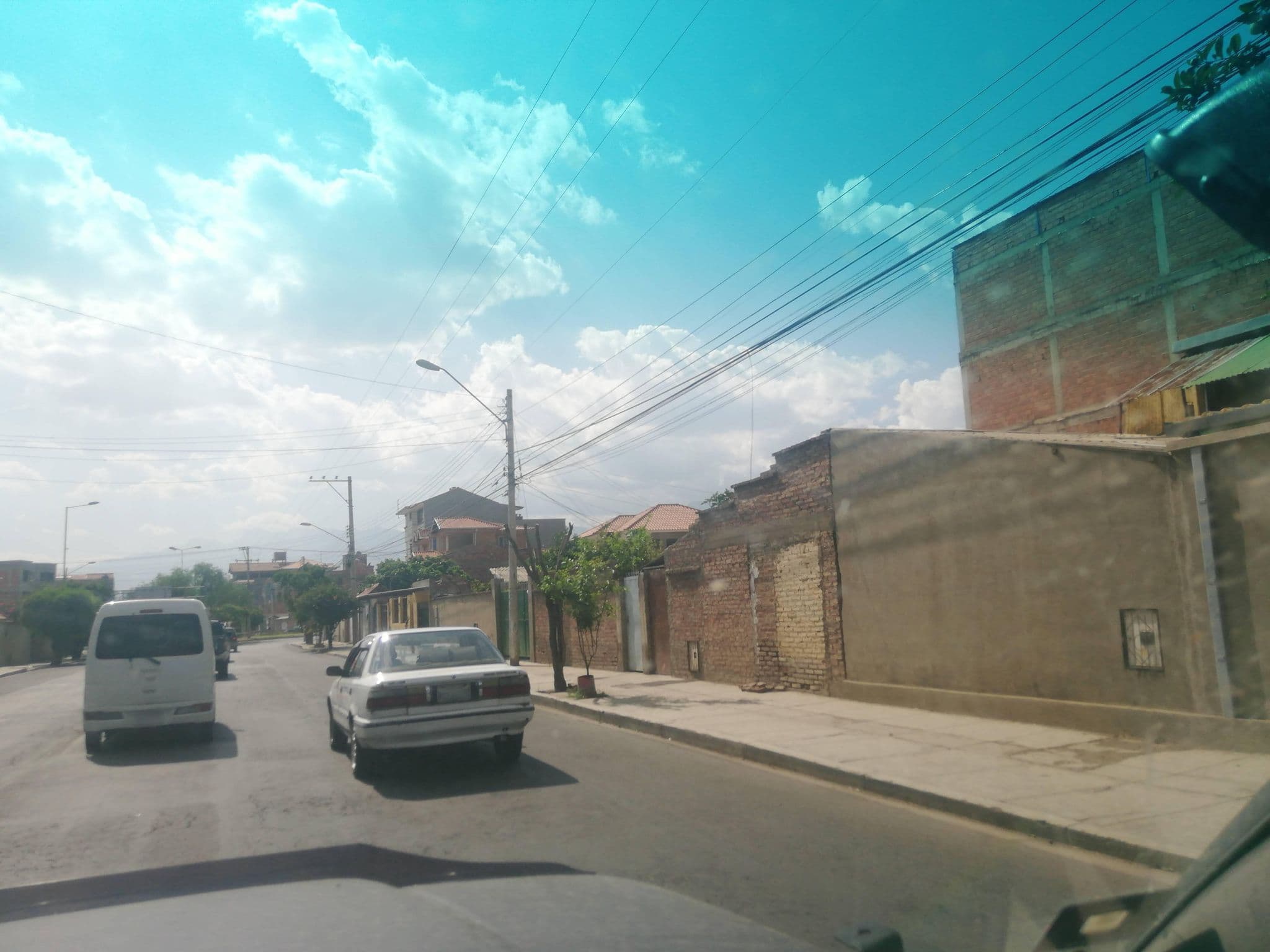 Street view near Residencial "GRAN CHIMBA", Cochabamba — © jjiglesias (CC BY-SA · Mapillary)