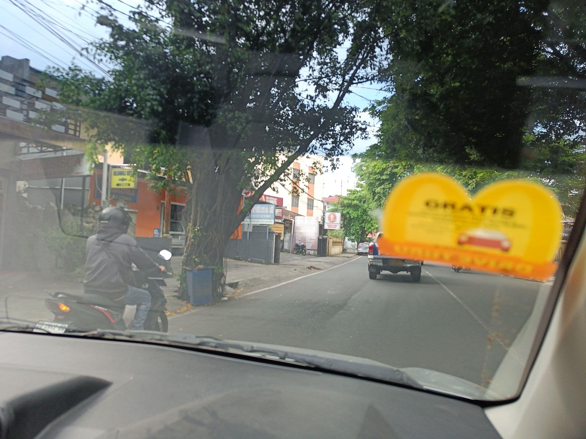 Street view near D' Komo Hotel, Manado