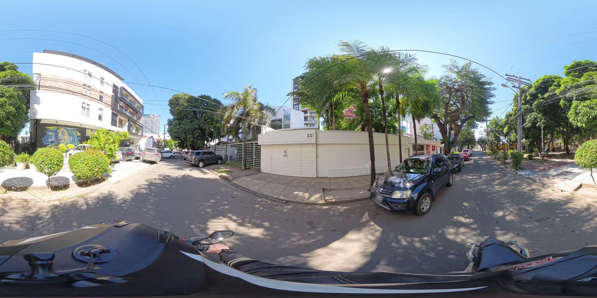Street view near Smart Studio Soul, Santa Cruz de la Sierra — © Wakamolee (CC BY-SA · Mapillary)