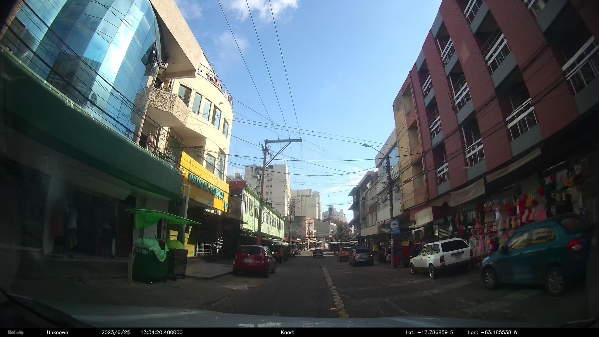 Street view near Hotel Los Angeles, Santa Cruz, Bolivia, Santa Cruz de la Sierra — © kaart_2 (CC BY-SA · Mapillary)