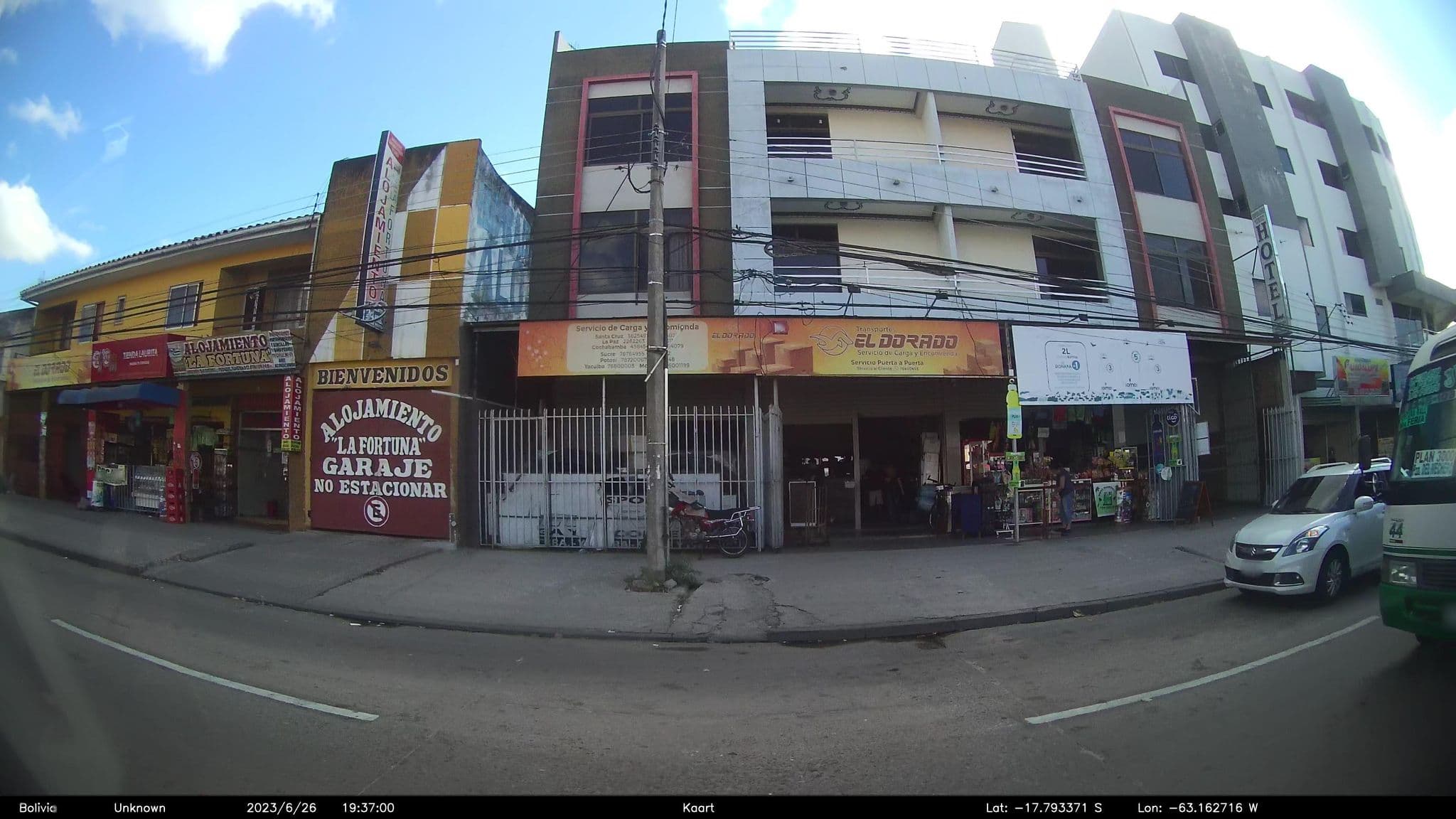 Street view near Hotel Emperador Cortez, Santa Cruz de la Sierra — © kaart_2 (CC BY-SA · Mapillary)