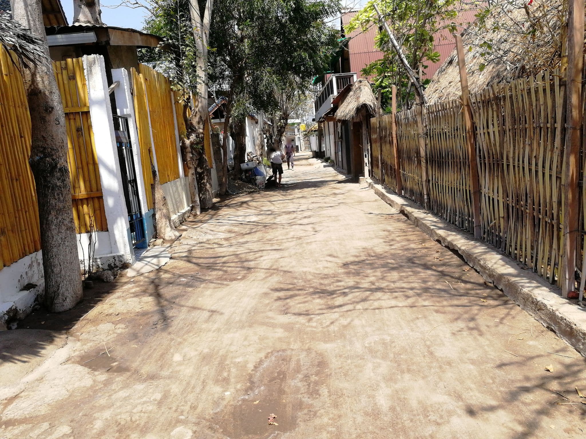 Street view near Sahara Sand, Gili Trawangan