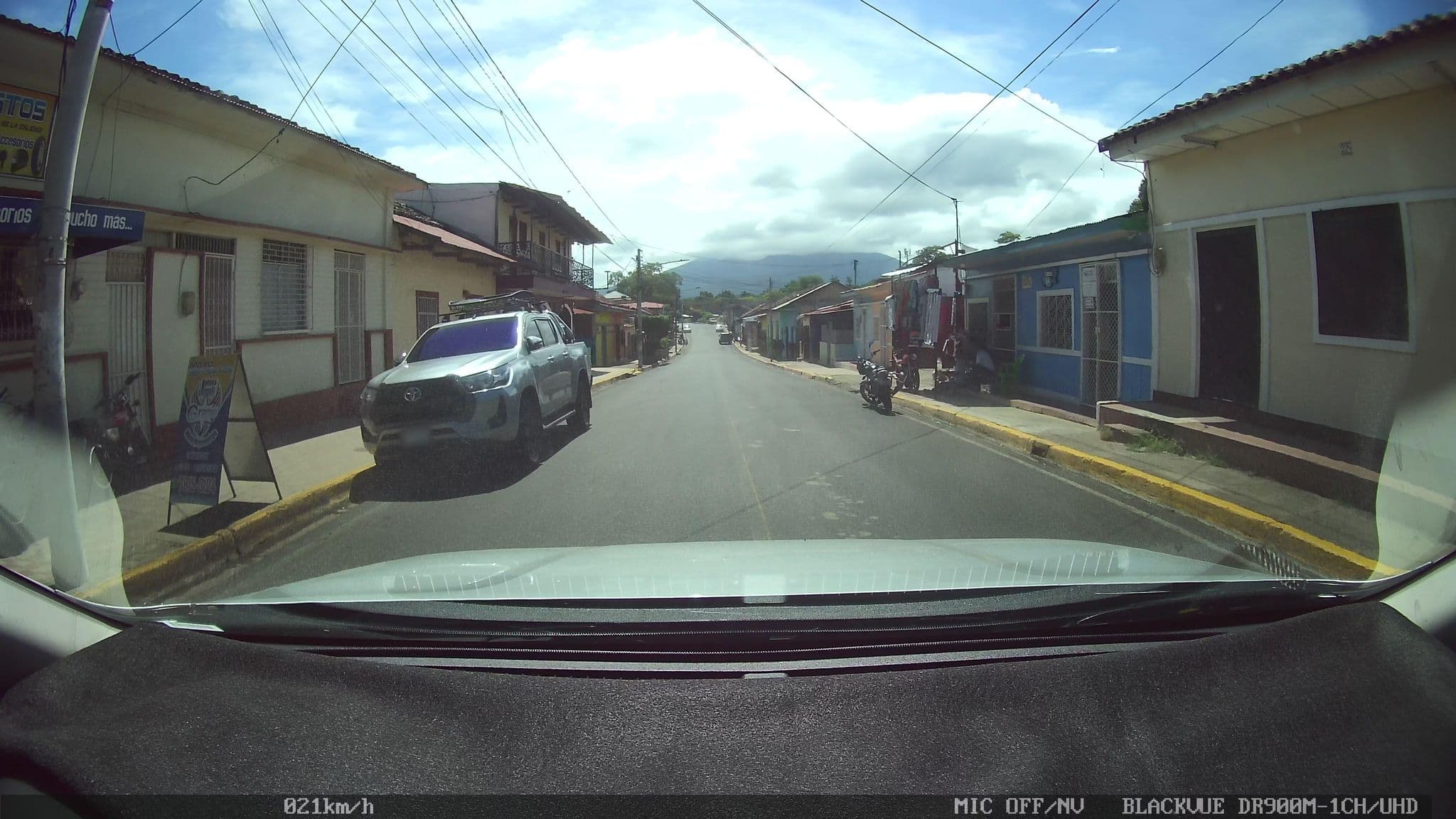 Street view near hotel de calidad (GRANADA-NIC.), Granada — © kaart_4 (CC BY-SA · Mapillary)