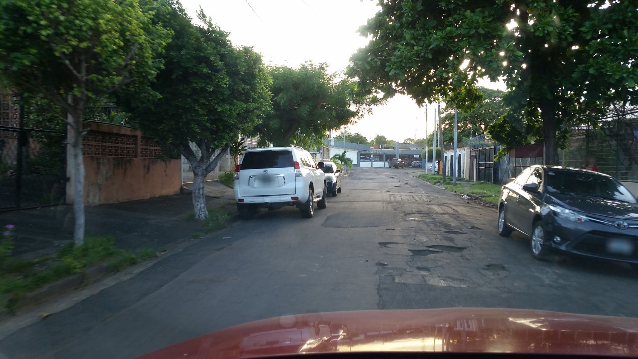 Street view near Hotel Valerie, Managua — © jaakkoh (CC BY-SA · Mapillary)
