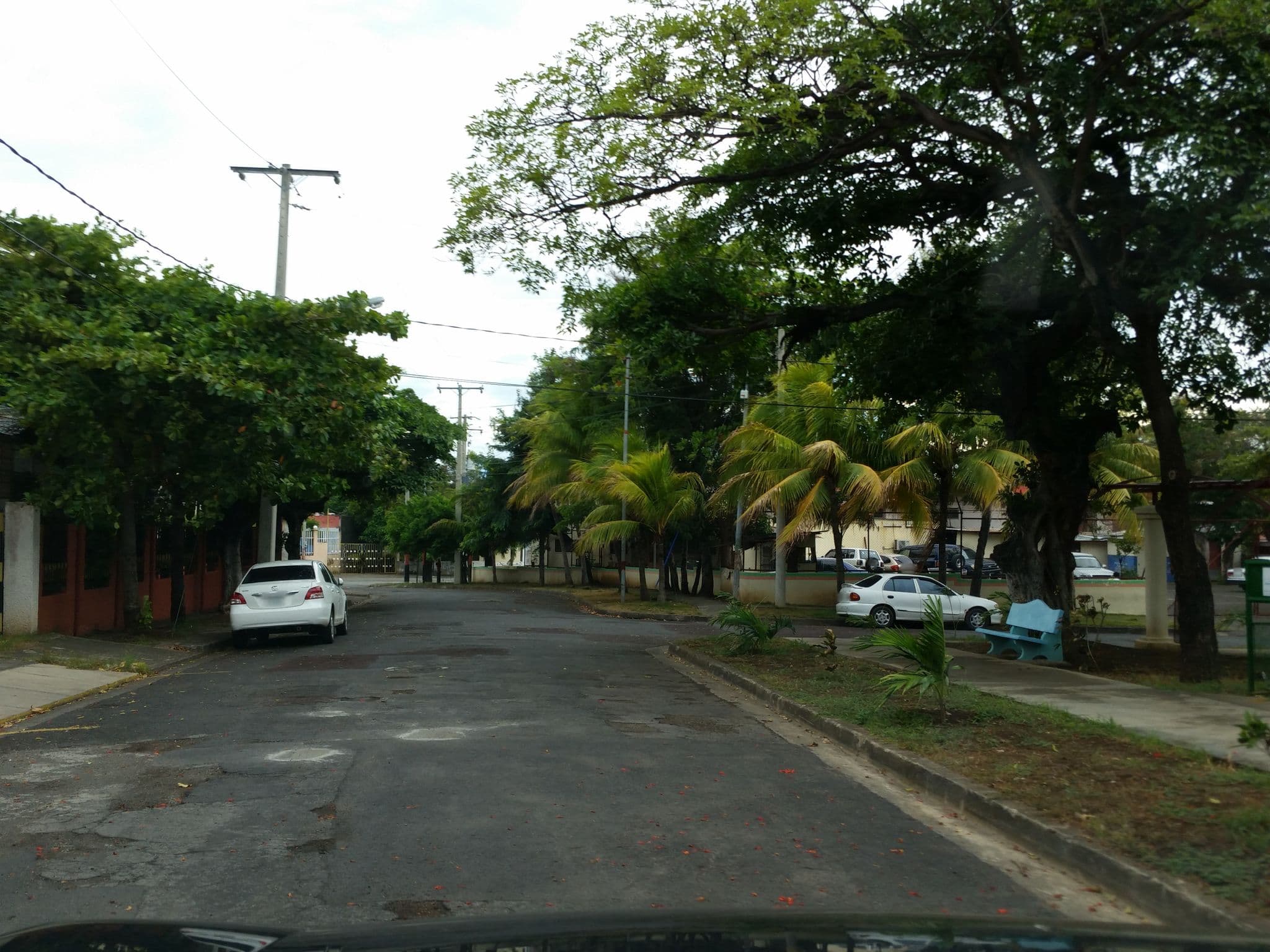 Street view near Hotel Centro Urbano, Managua — © jaakkoh (CC BY-SA · Mapillary)