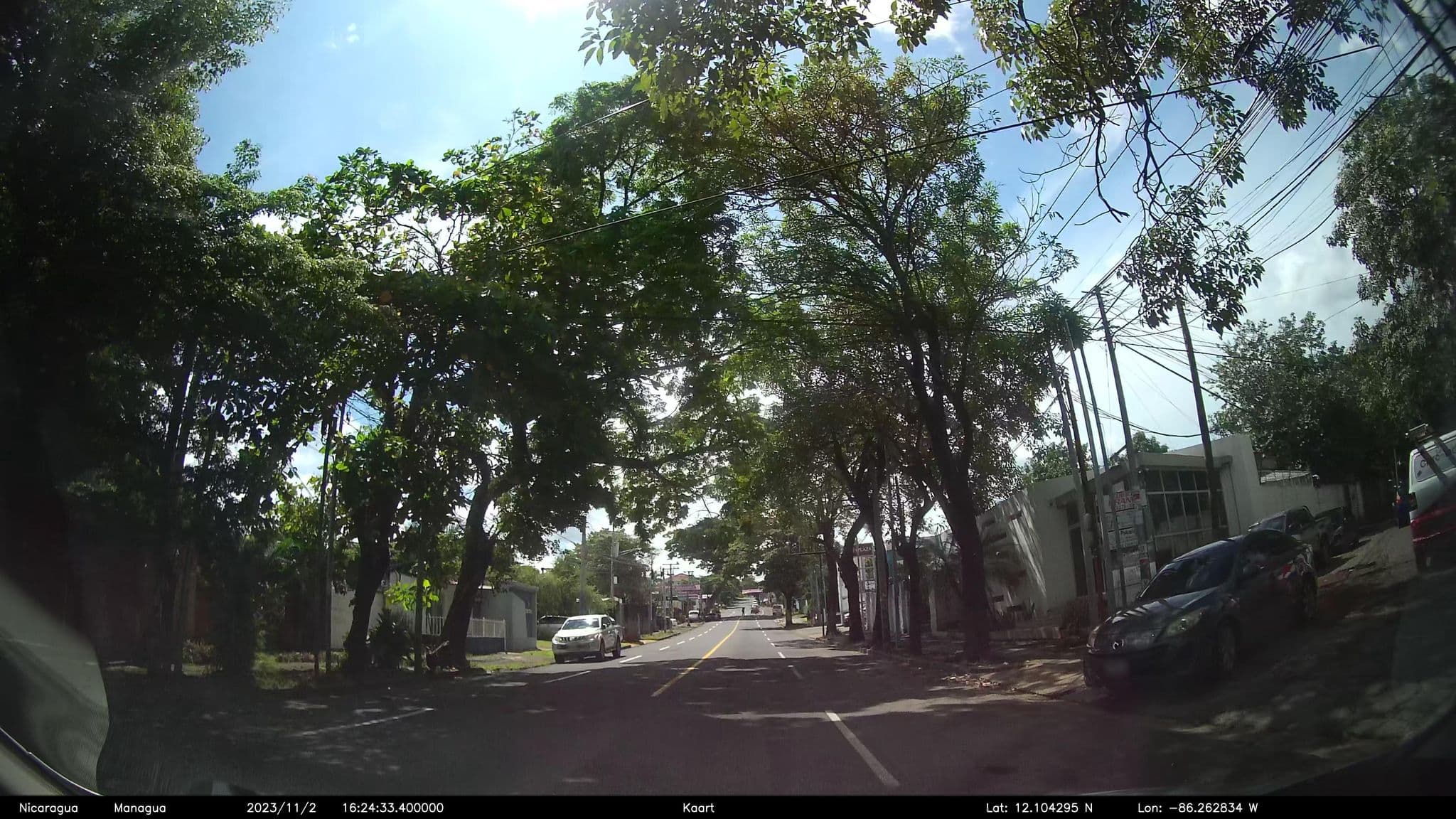 Street view near Hotel Rizo Fontana, Managua — © kaart_2 (CC BY-SA · Mapillary)