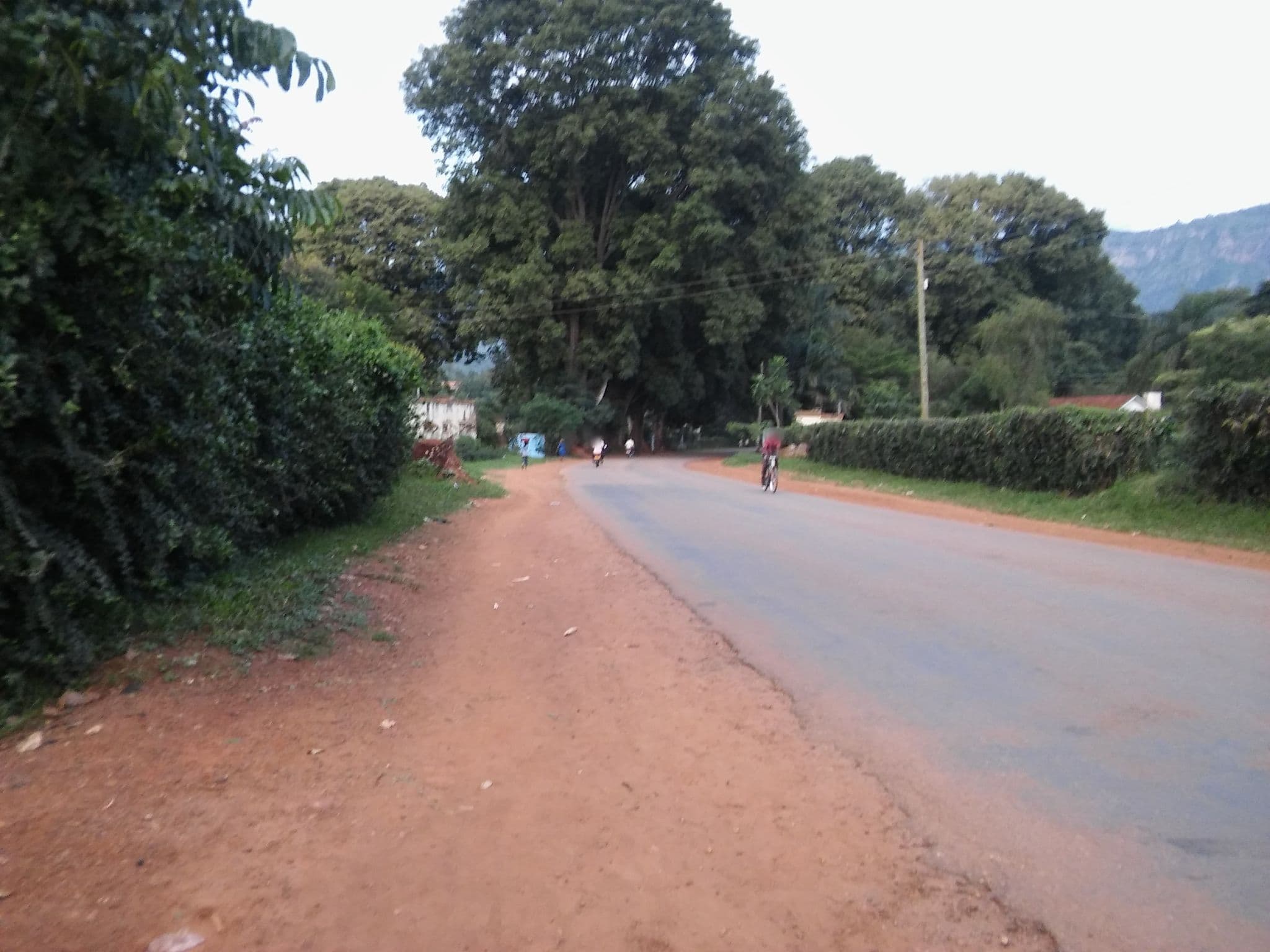 Street view near Elgon Palace hotel, mbale, Mbale — © hills95 (CC BY-SA · Mapillary)