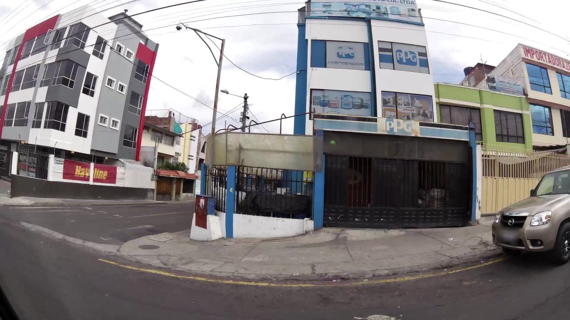 Street view near HOTEL FLORESTA INN, Ambato — © kaartcam (CC BY-SA · Mapillary)