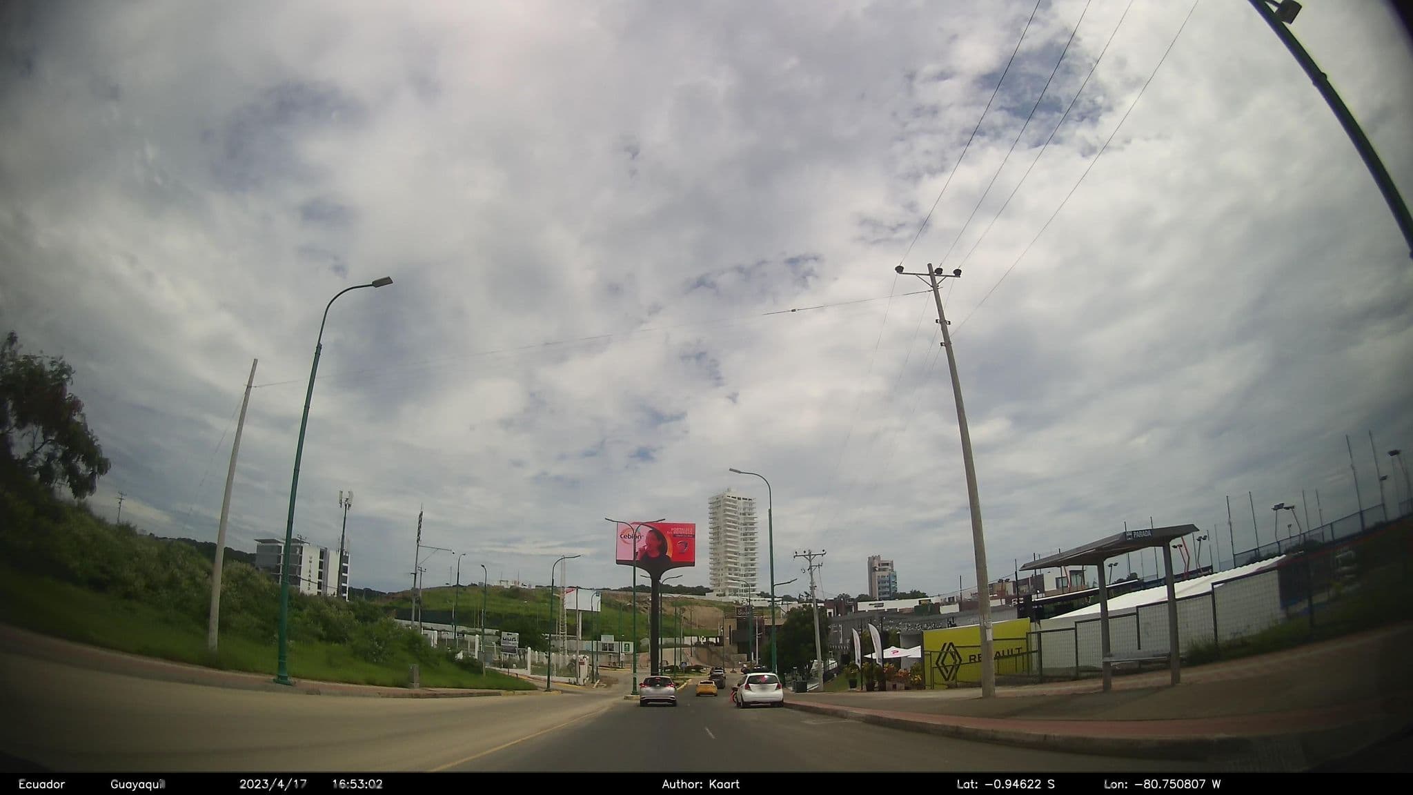 Street view near Wyndham Manta Sail Plaza Hotel and Convention Center, Manta — © kaart_2 (CC BY-SA · Mapillary)