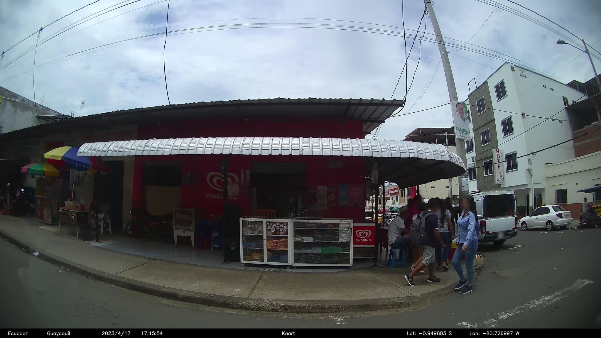 Street view near Hotel Ágata Manta, Manta — © kaart_2 (CC BY-SA · Mapillary)