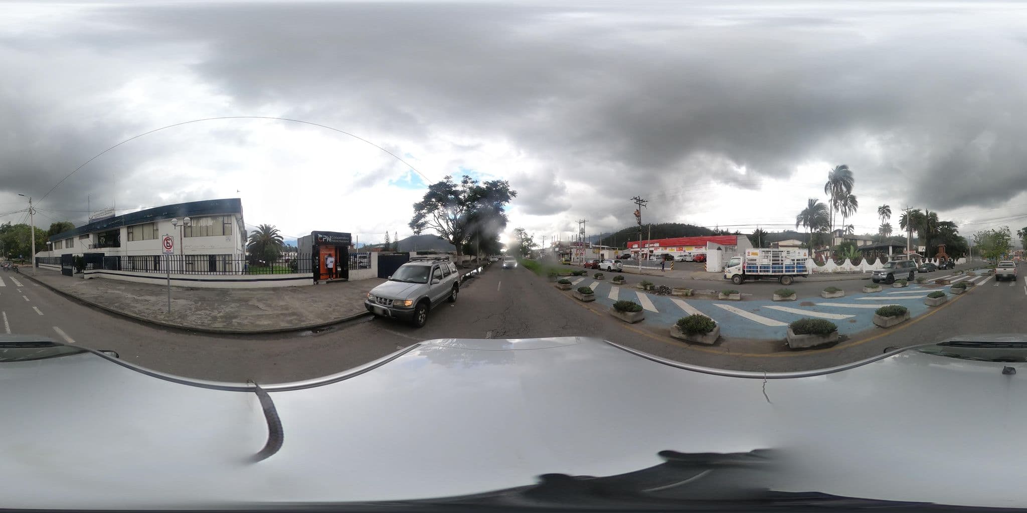 Street view near Hotel Yamor Continental, Otavalo — © kaart_2 (CC BY-SA · Mapillary)