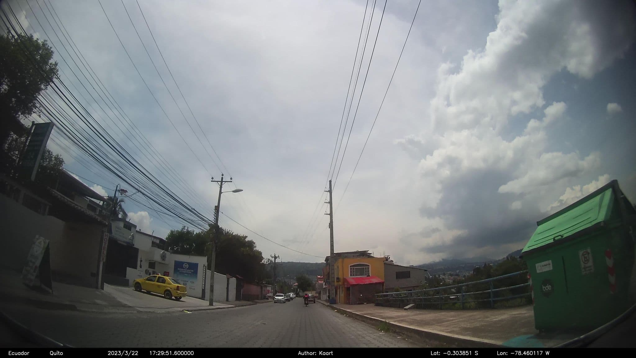 Street view near Hotel Antisana Capelo, Sangolquí — © kaart_2 (CC BY-SA · Mapillary)