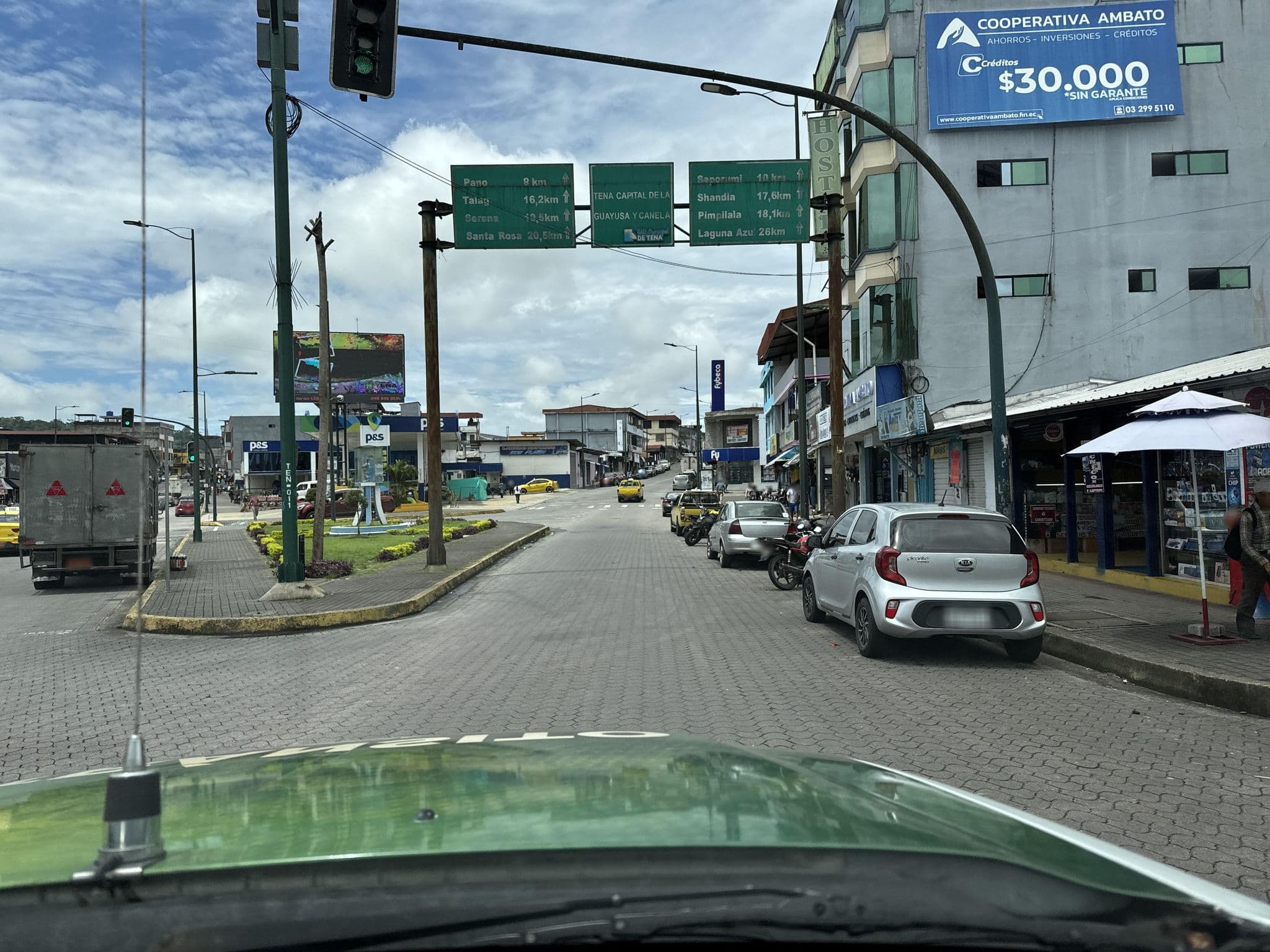 Street view near Bambu Hostal, Tena — © Segundoy (CC BY-SA · Mapillary)