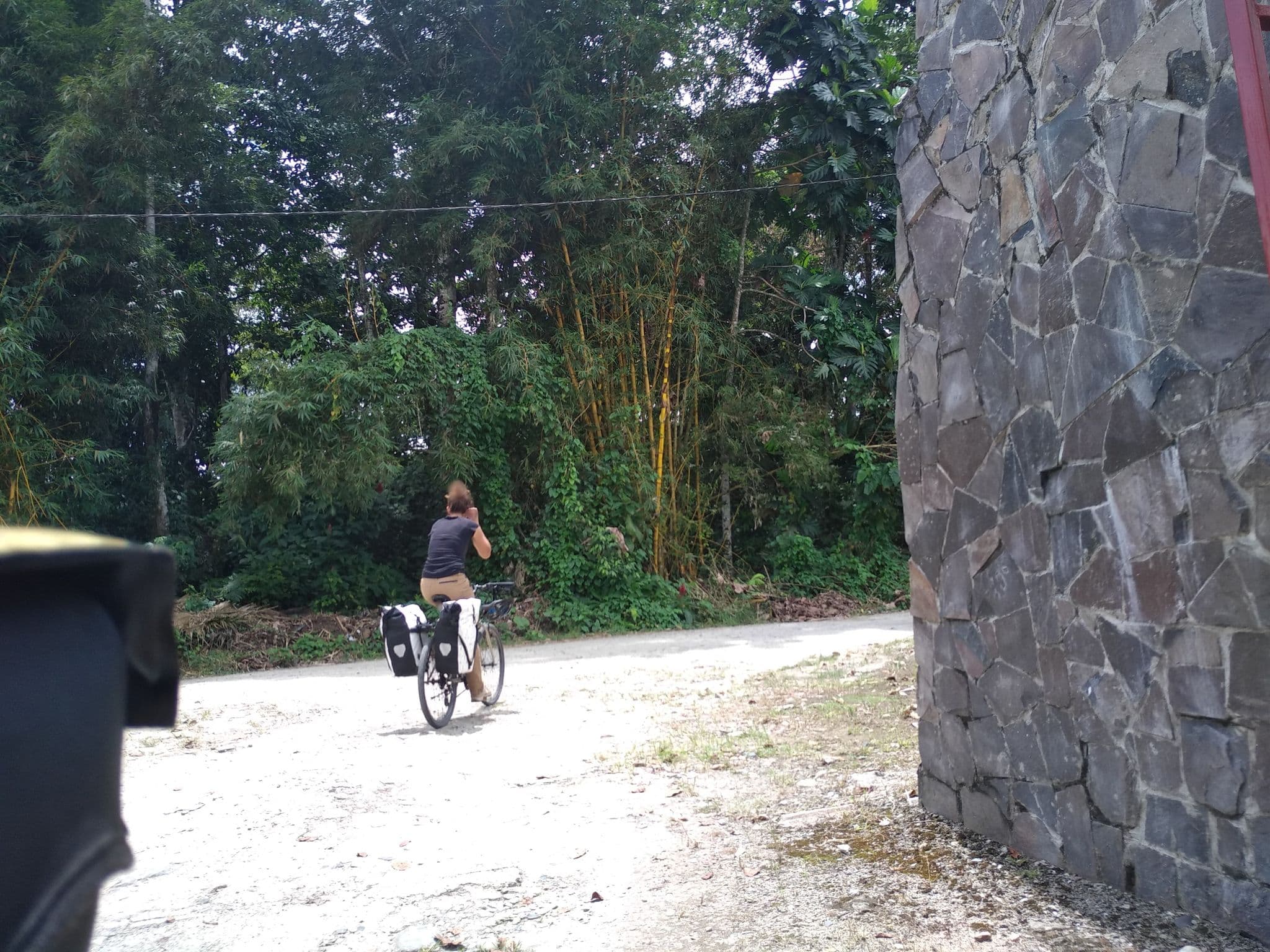 Street view near Hotel Terra Luna Lodge, Tena — © nomadmapper (CC BY-SA · Mapillary)