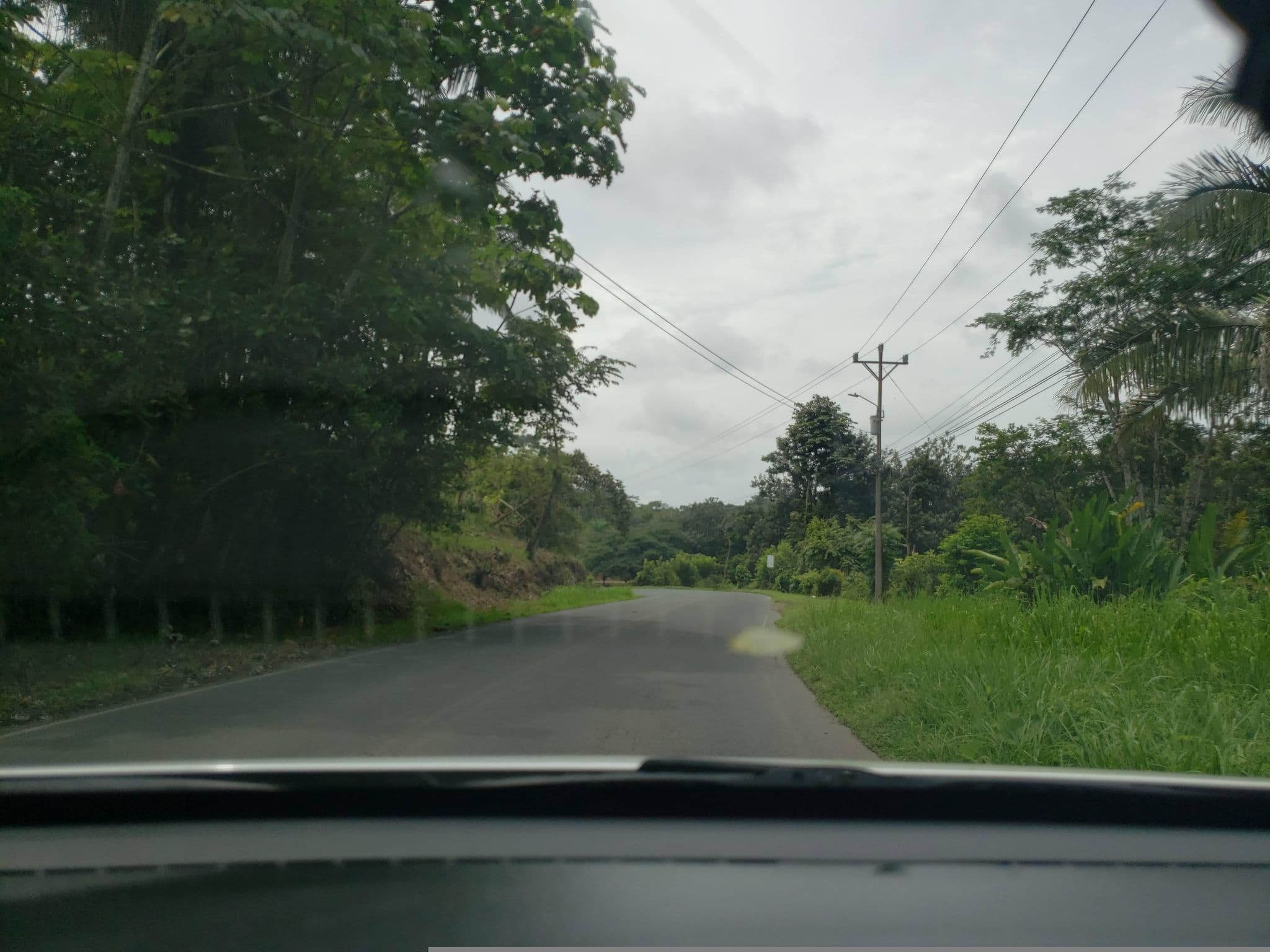 Street view near Hotel Tardes Doradas, Quepos — © guyutetube (CC BY-SA · Mapillary)