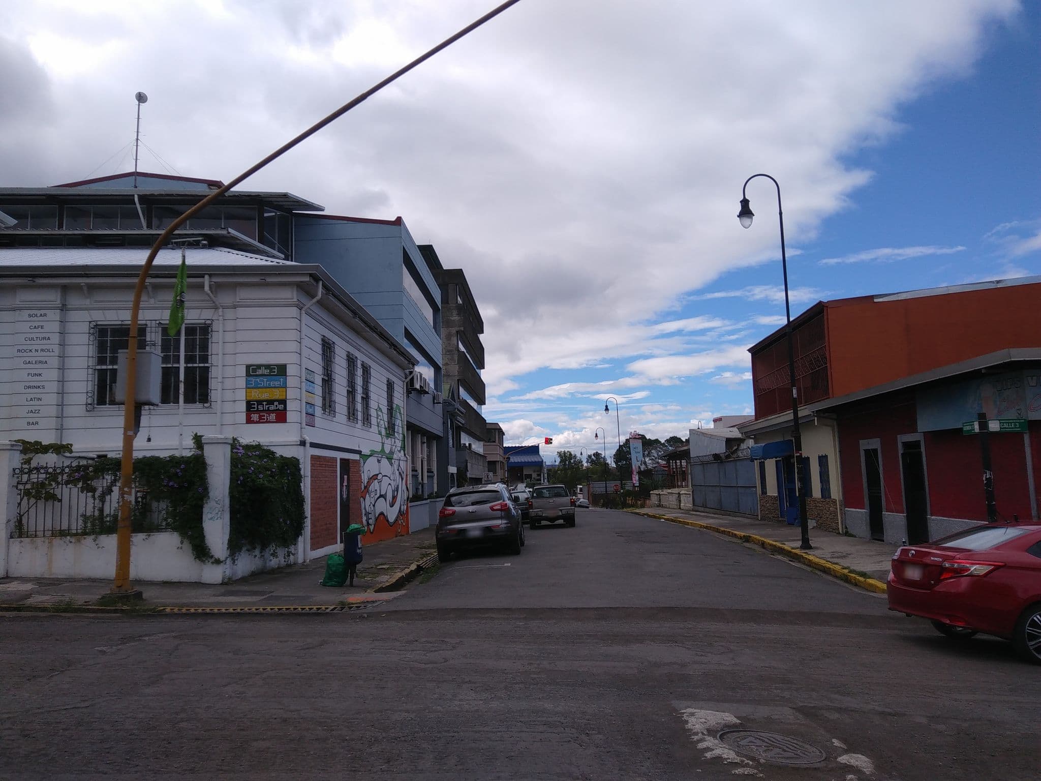 Street view near Hotel Amón Real Costa Rica, San José — © allanesqui (CC BY-SA · Mapillary)