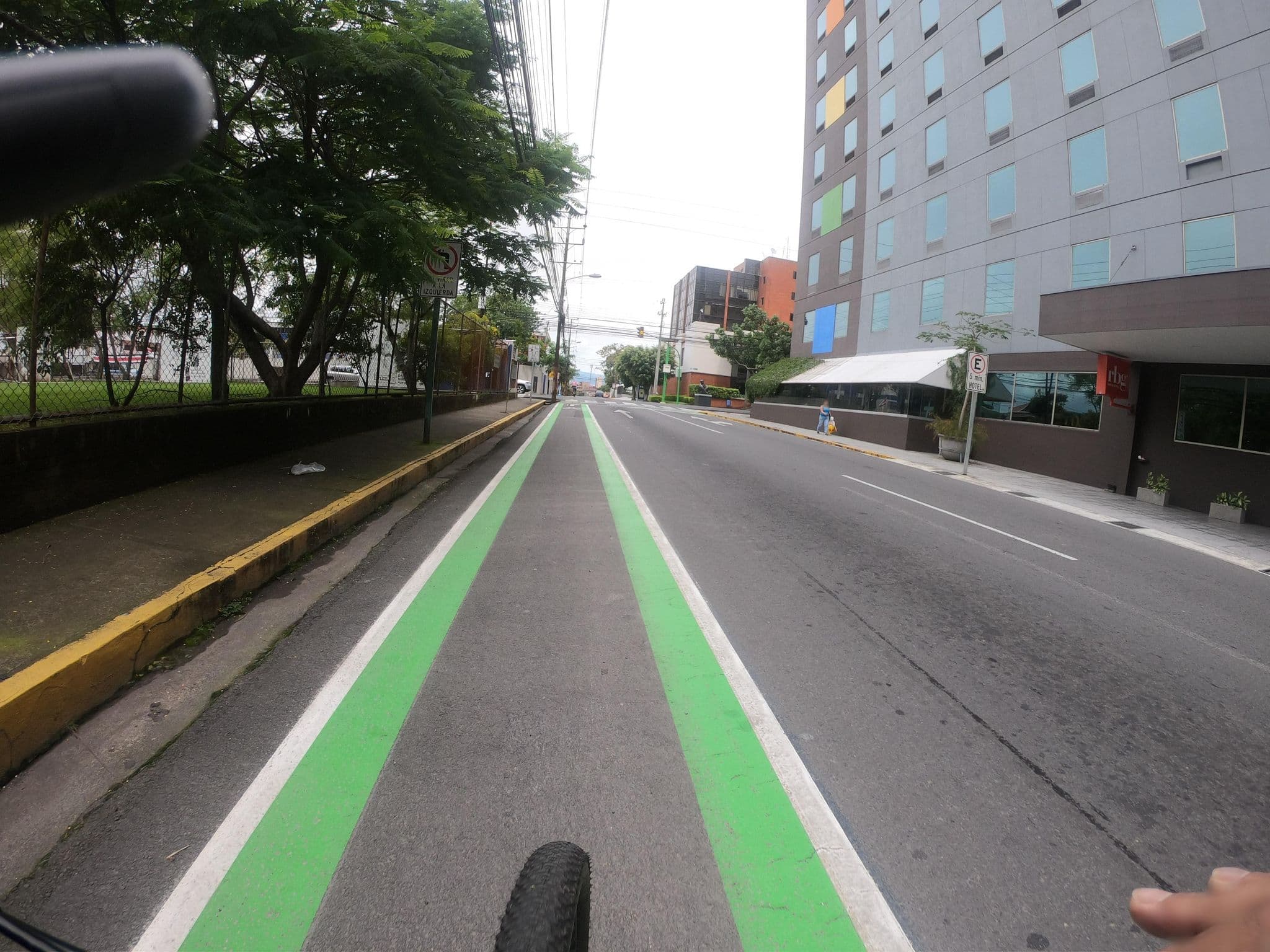 Street view near Four Points by Sheraton San Jose Sabana, San José — © roirobo (CC BY-SA · Mapillary)