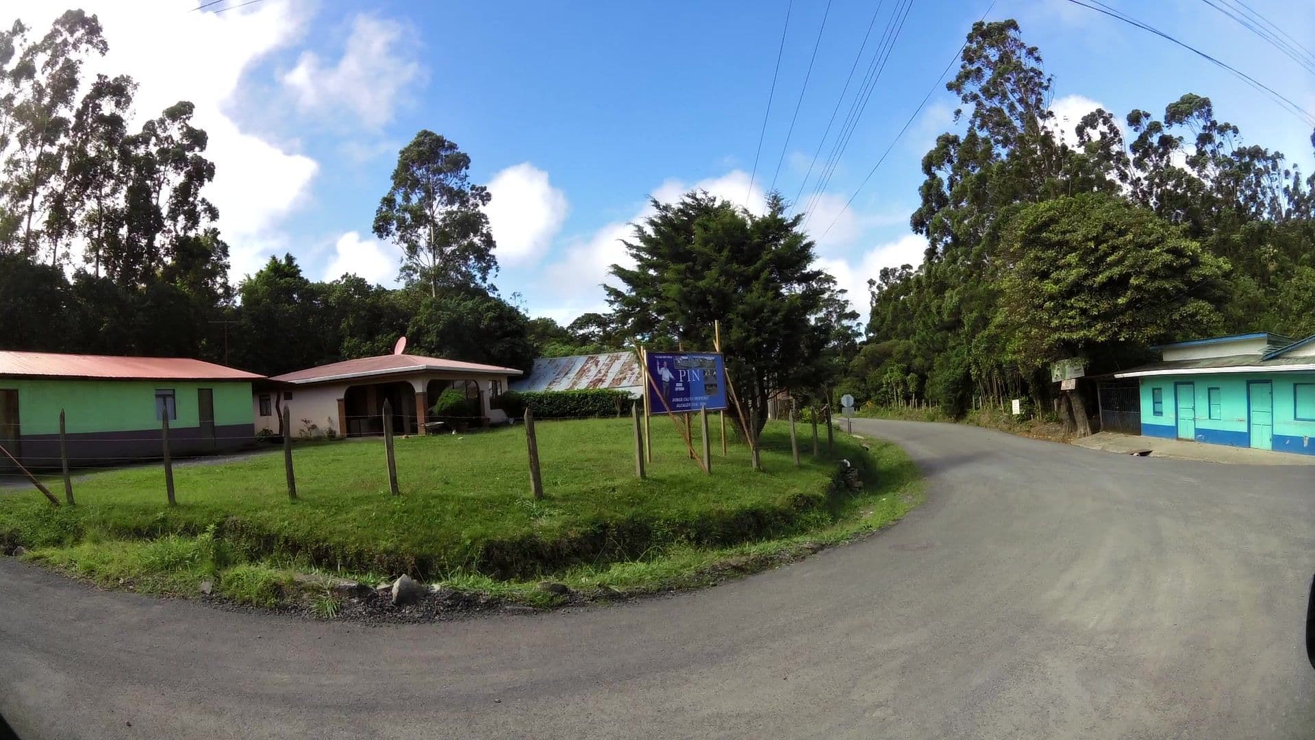 Street view near Tierra buena-Countryside Inn, Juntas — © kaartcam (CC BY-SA · Mapillary)