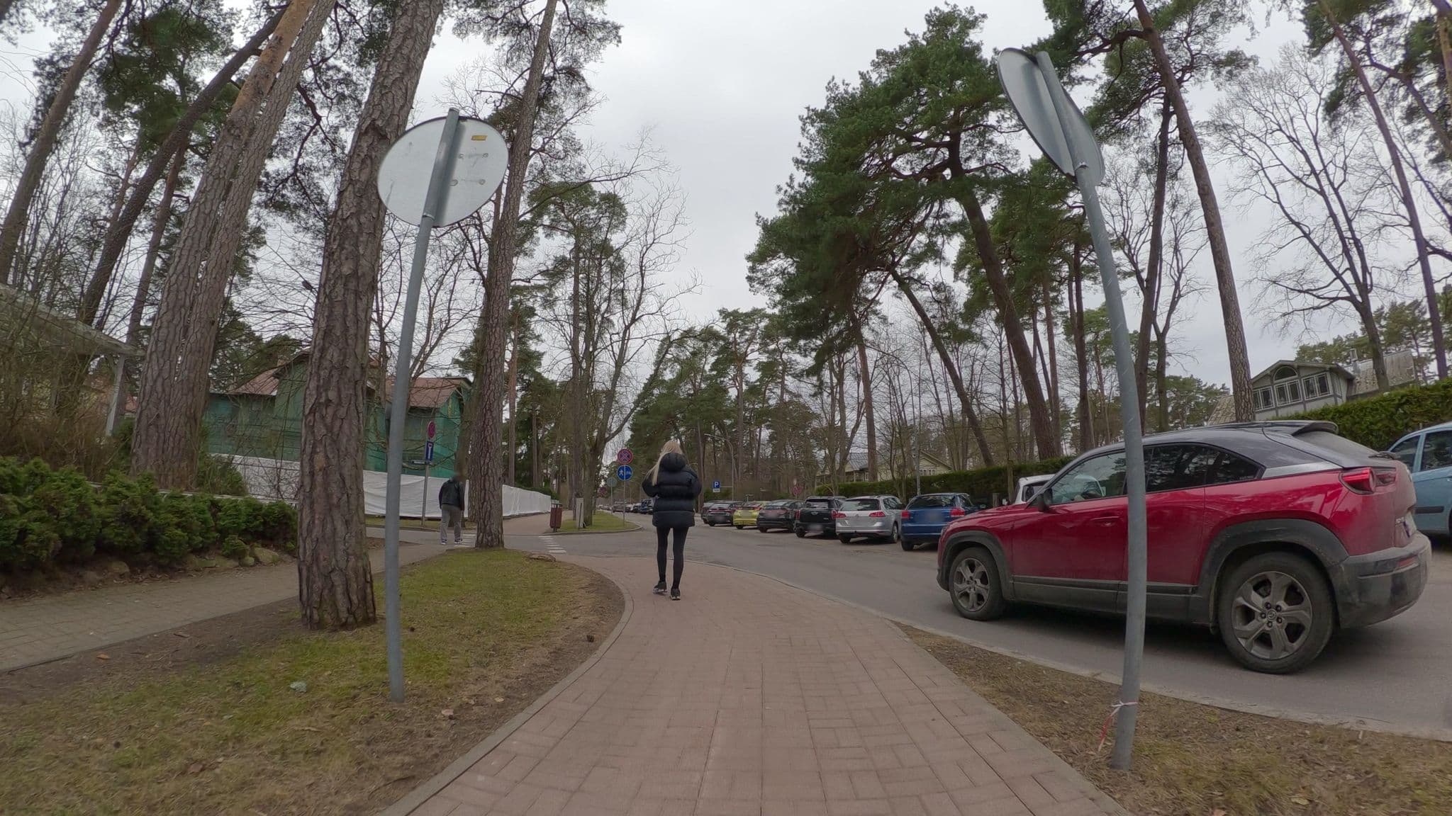 Street view near Lucky Fish Jurmala, Jūrmala — © hellphoto (CC BY-SA · Mapillary)