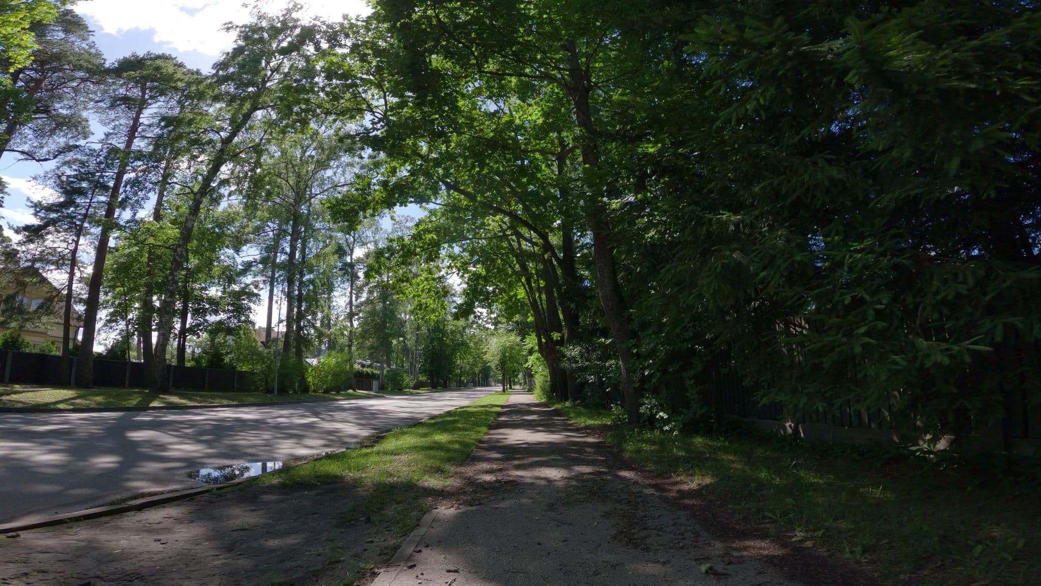 Street view near M.S. Kuznetsov Apartments, Jūrmala — © hellphoto (CC BY-SA · Mapillary)